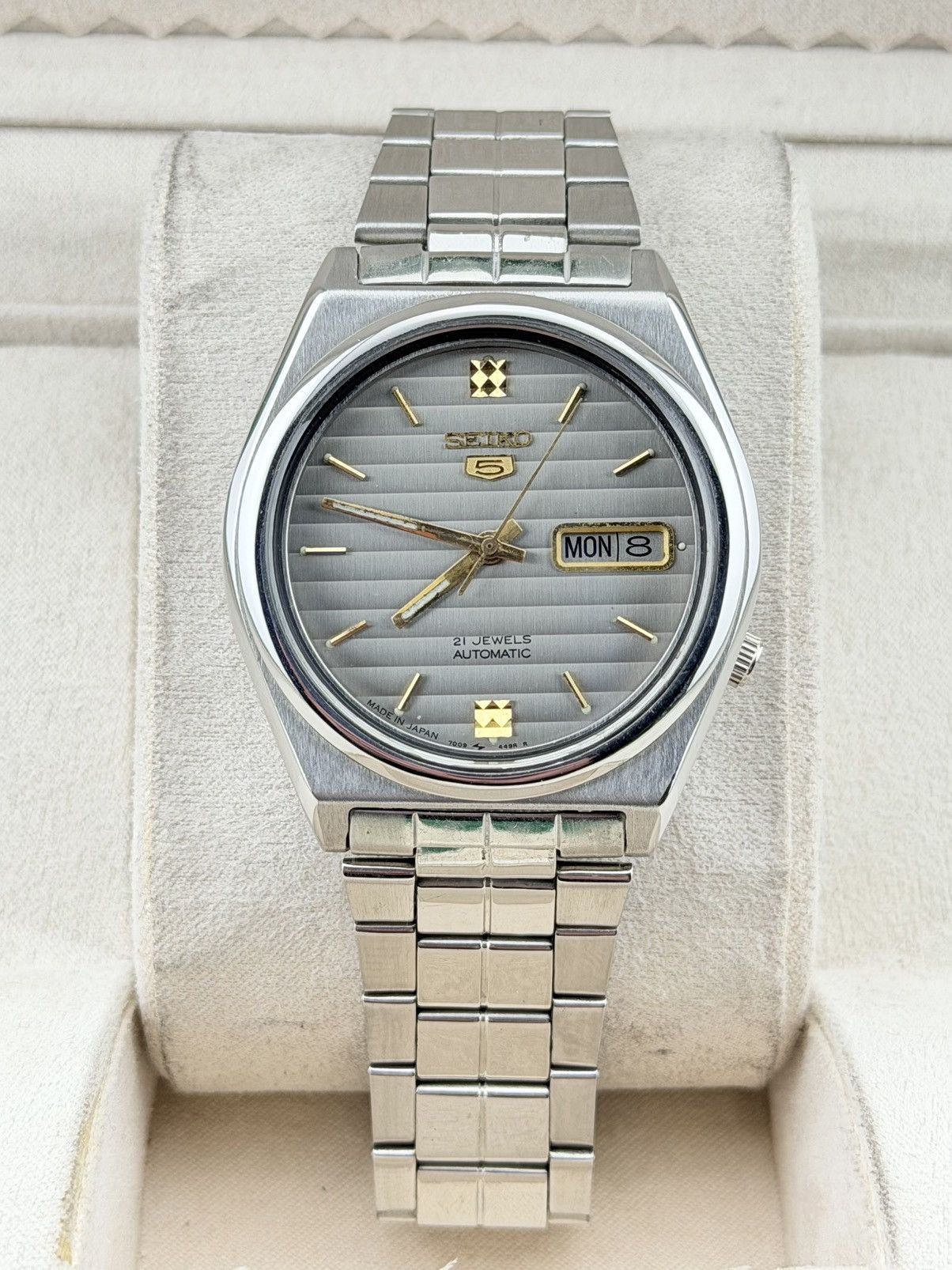 Seiko Vintage Seiko 5 Watch Automatic Gray Dial Wristwatch Size 36 - 1 Thumbnail