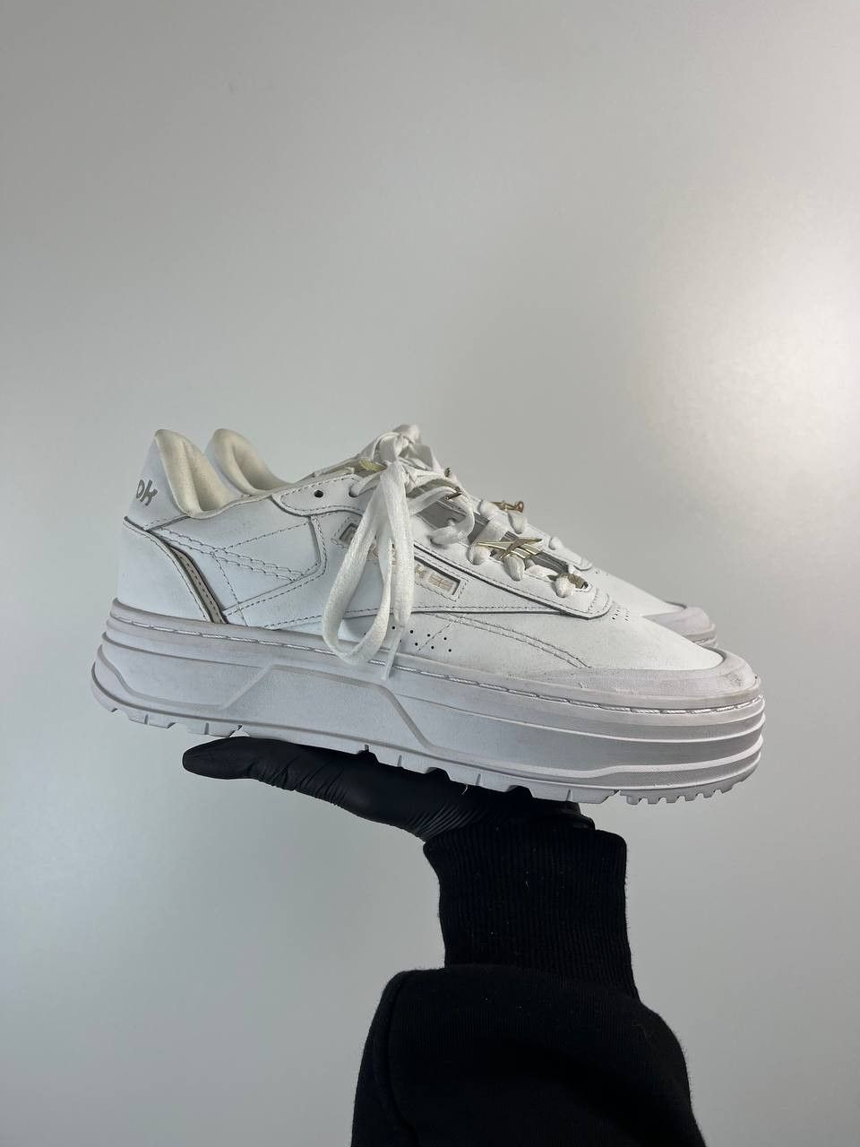 Reebok Reebok Classic Leather Platform Sneakers White Women Size 38 Size US 5.5 / EU 38 - 1 Thumbnail