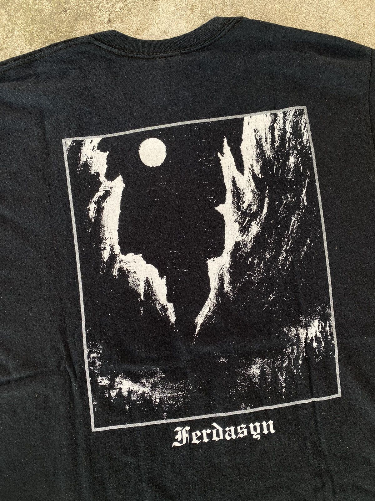 Band Tees Dark throne transilvanian hunger t-shirt Size US L / EU 52-54 / 3 - 5 Thumbnail