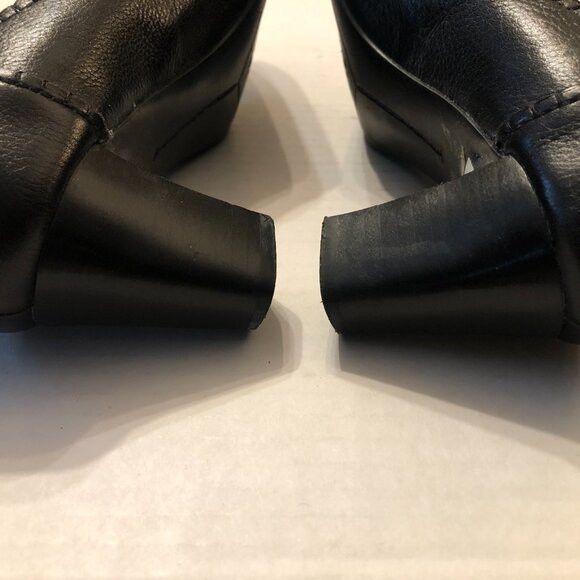 Etienne Aigner Etienne Aigner women's leather pump shoes size: 5 1/2M Size US 5.5 / IT 35.5 - 8 Thumbnail