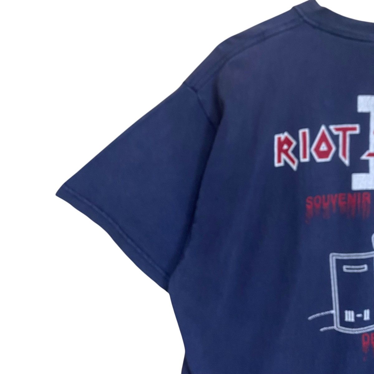 Japanese Brand Vintage 90s Riot Squad Big Logo Shortsleeve Tee Size US M / EU 48-50 / 2 - 6 Thumbnail