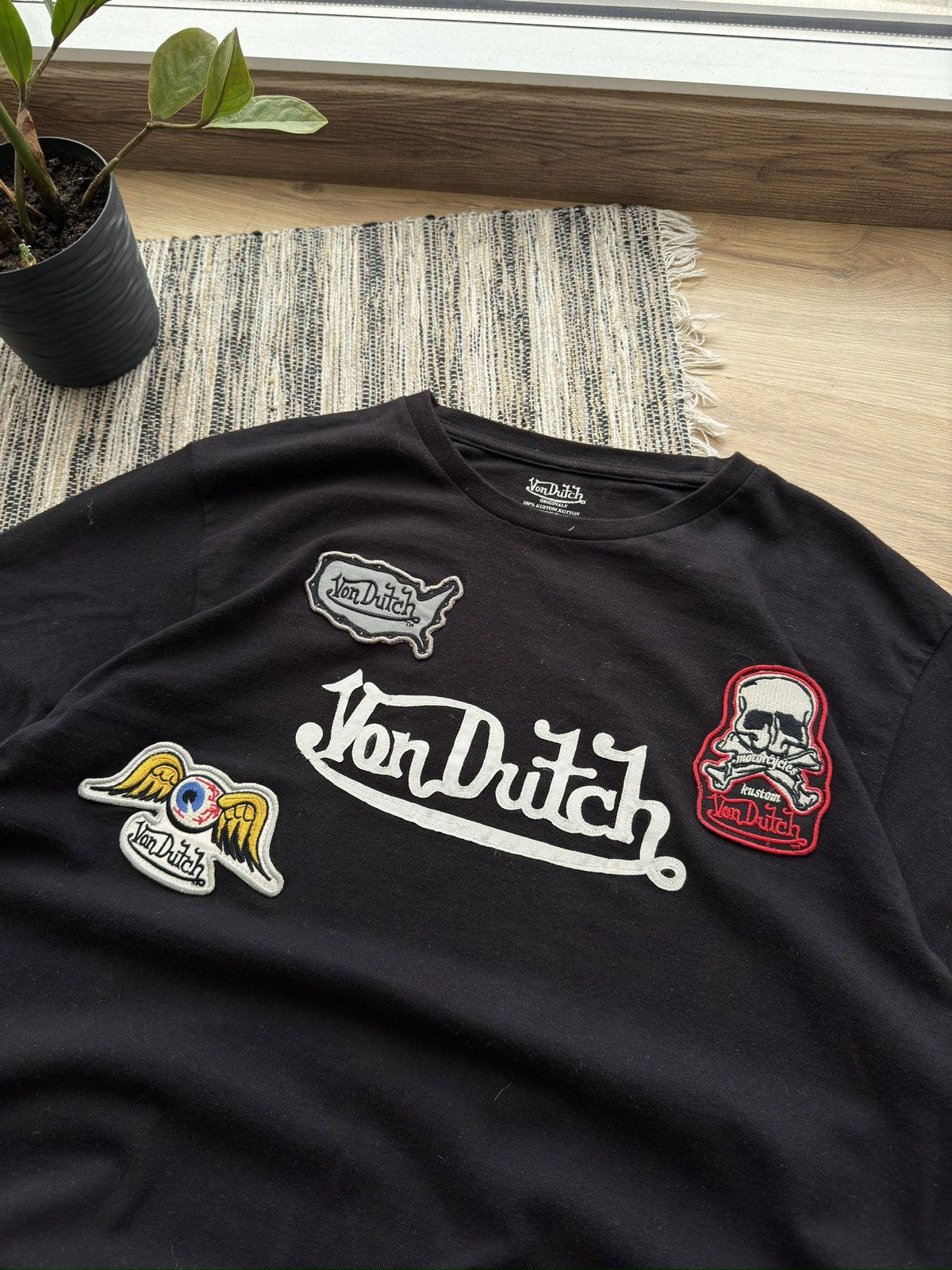 Other Vin Dutch big logo Y2K tee Size US L / EU 52-54 / 3 - 4 Thumbnail