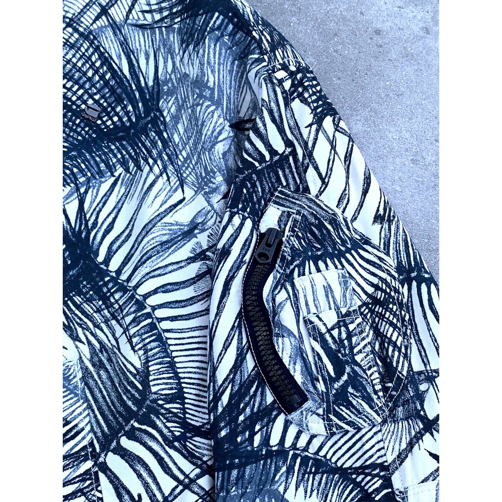G-Star Womens G-STAR Indigo Pattern Army BF Bomber Jacket SZ M US 8 Size M / US 6-8 / IT 42-44 - 16 Thumbnail