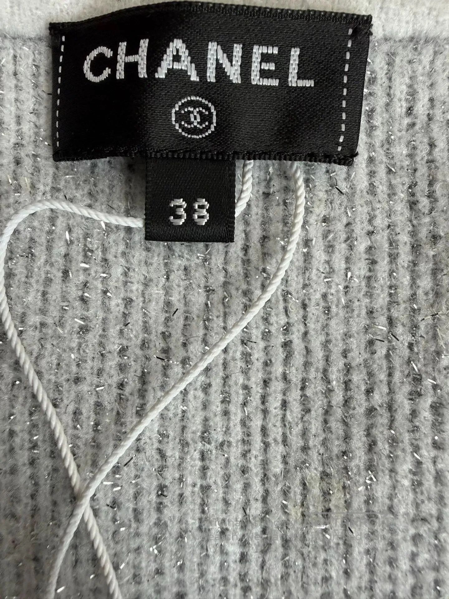 Chanel Chanel 22A Silver Knit Cardigan Coat. Size US S / EU 44-46 / 1 - 4 Thumbnail