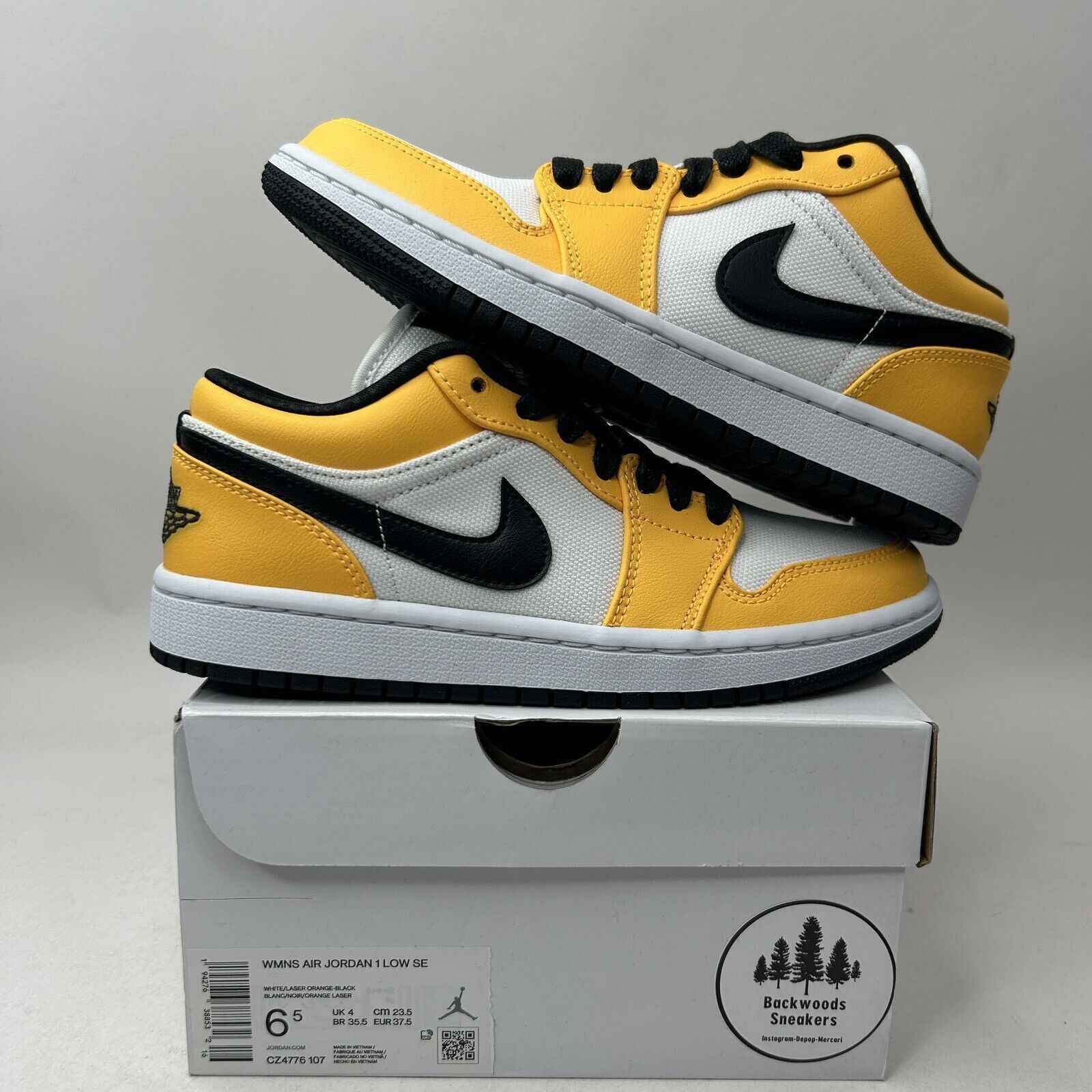 Nike Nike Jordan 1 Retro Low SE WMNS “Laser Orange” 2023 Size US 6.5 / IT 36.5 - 1 Thumbnail