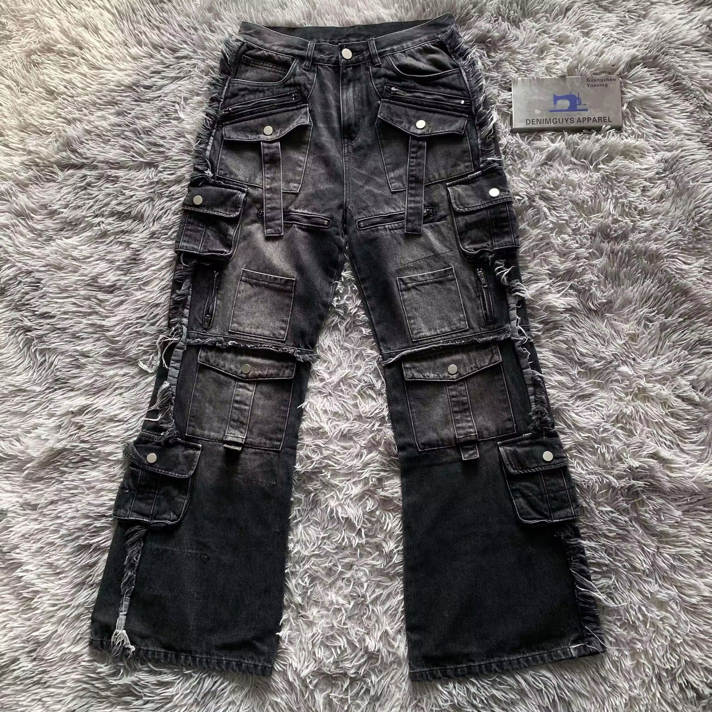 Multi-Pocket Baggy Washed Jean