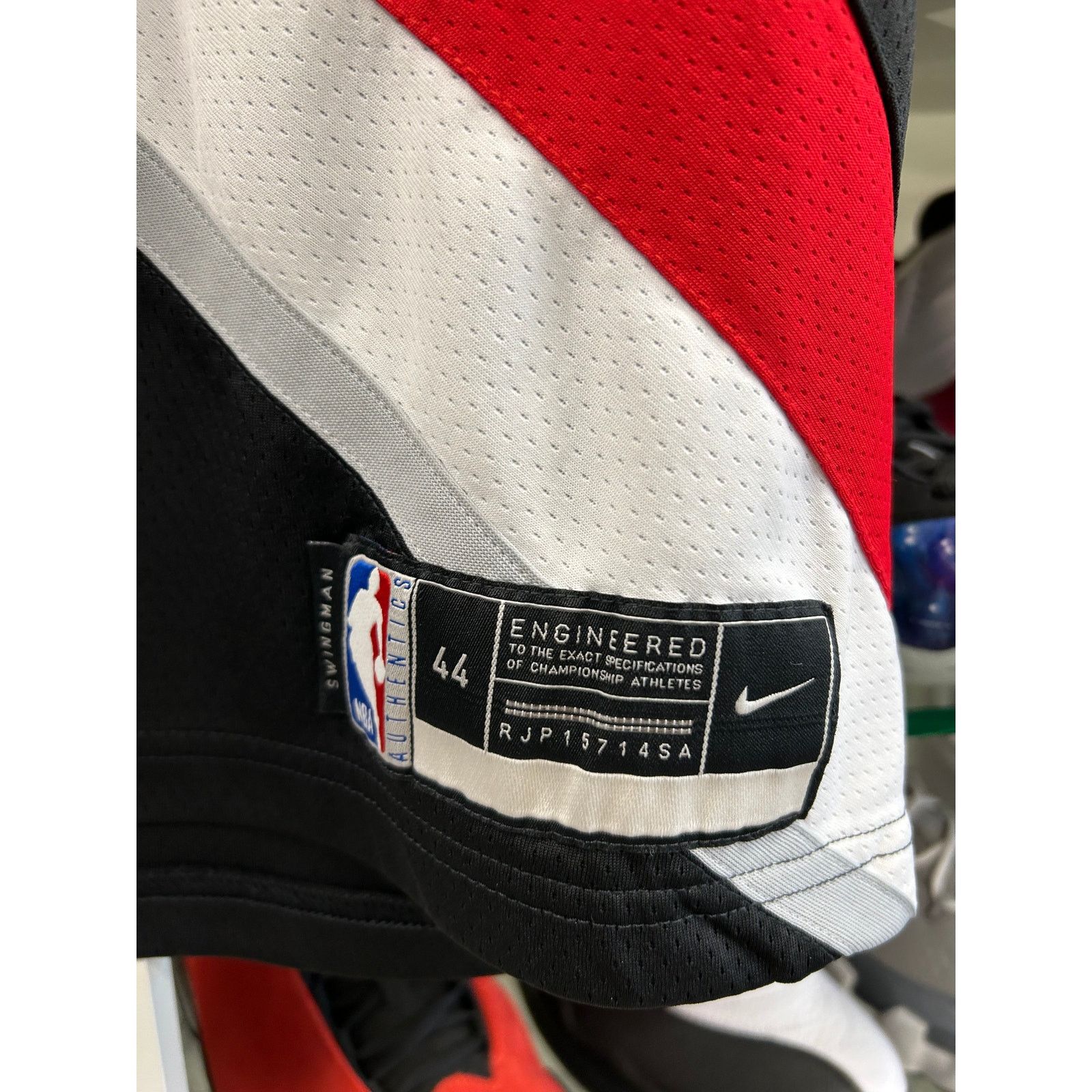 Nike Portland Trail Blazers NBA jersey 0 Lillard M B15 Size US M / EU 48-50 / 2 - 6 Thumbnail