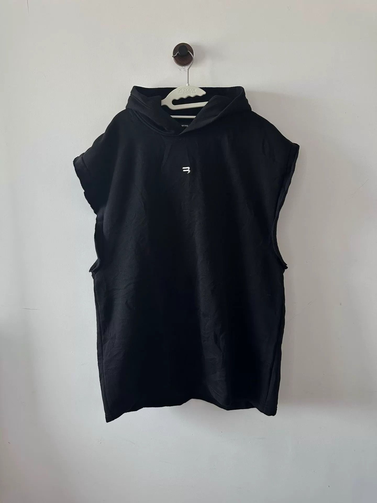 Balenciaga Balenciaga Sleeveless Hoodie S 99 New Size US S / EU 44-46 / 1 - 1 Thumbnail