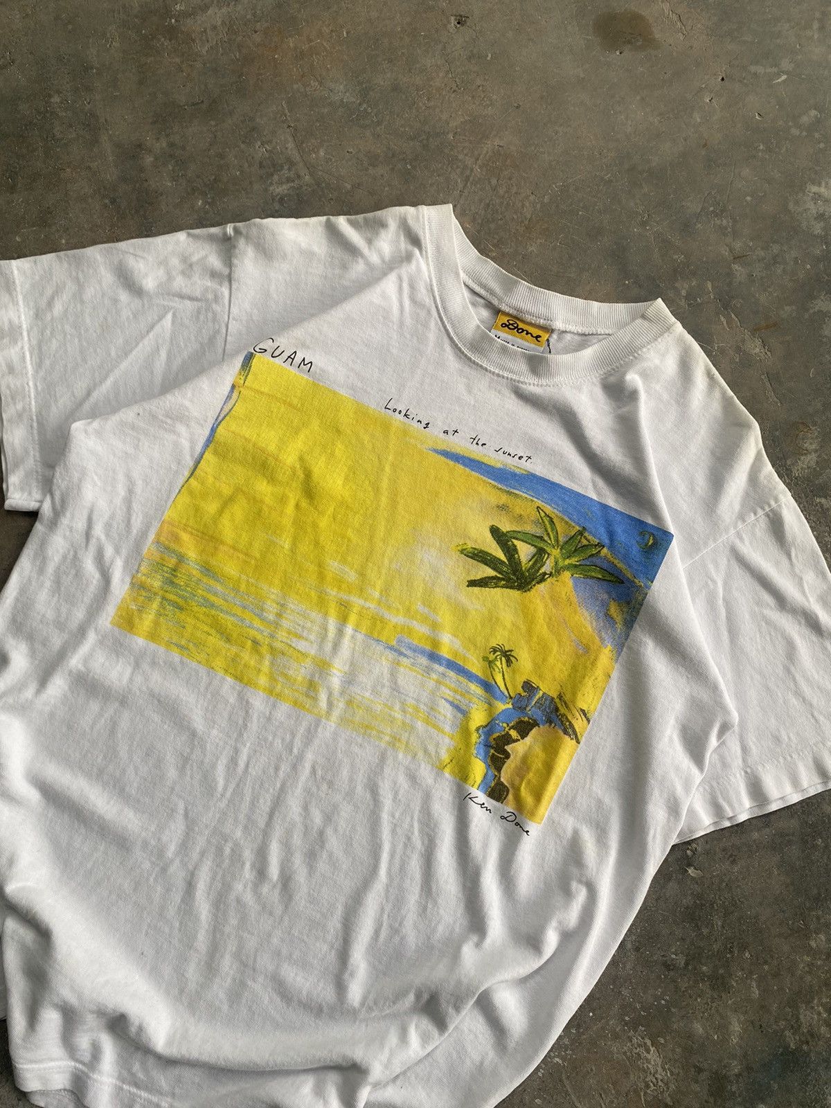 Other Vintage 90s Ken Done — Guam Sunset Size US M / EU 48-50 / 2 - 2 Thumbnail