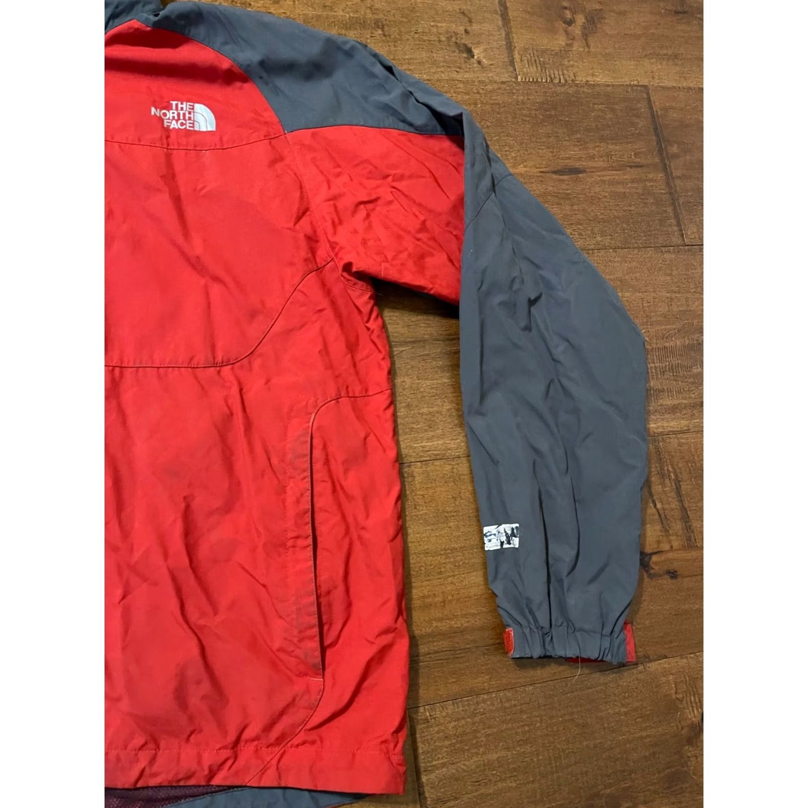 The North Face The North Face Windbreaker Jacket Hooded Geosphere Red/Orange Gray Men's Large Size US L / EU 52-54 / 3 - 2 Thumbnail