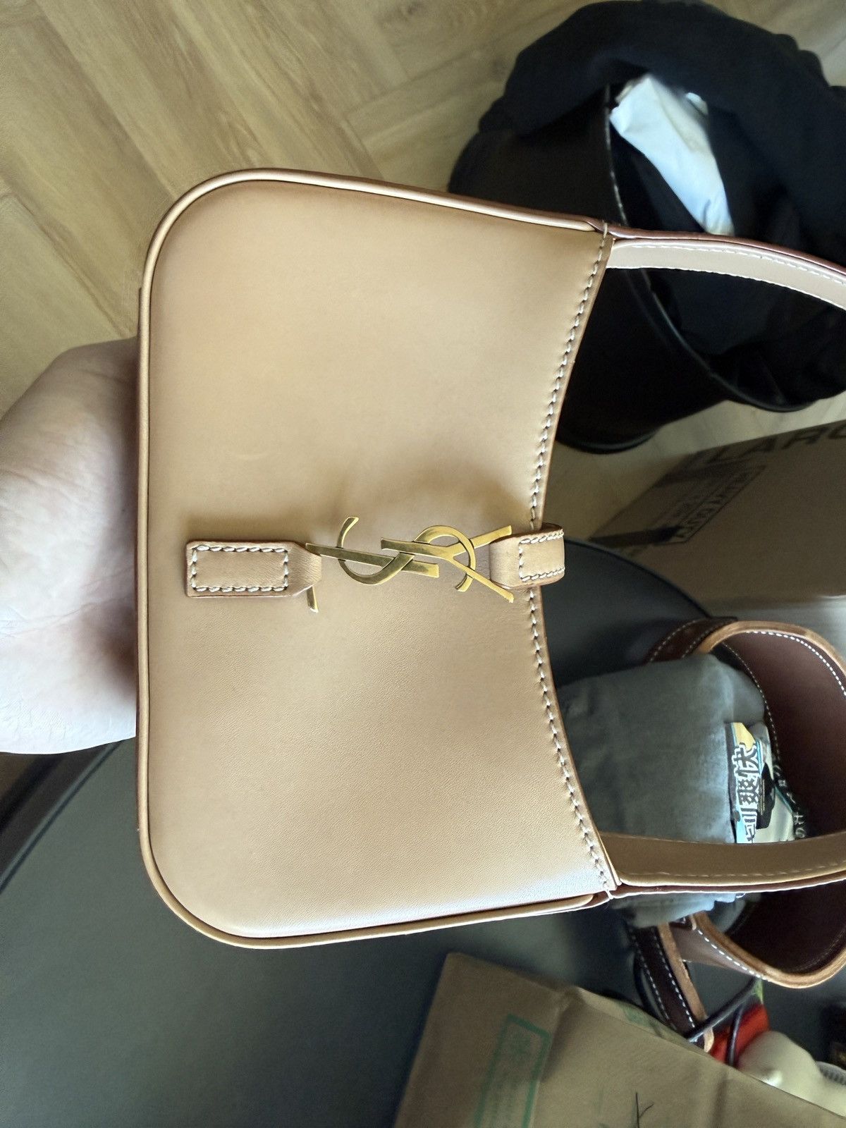 Yves Saint Laurent Saint Laurent (YSL) Le 5 à 7 Mini Hobo Bag Size ONE SIZE - 8 Thumbnail