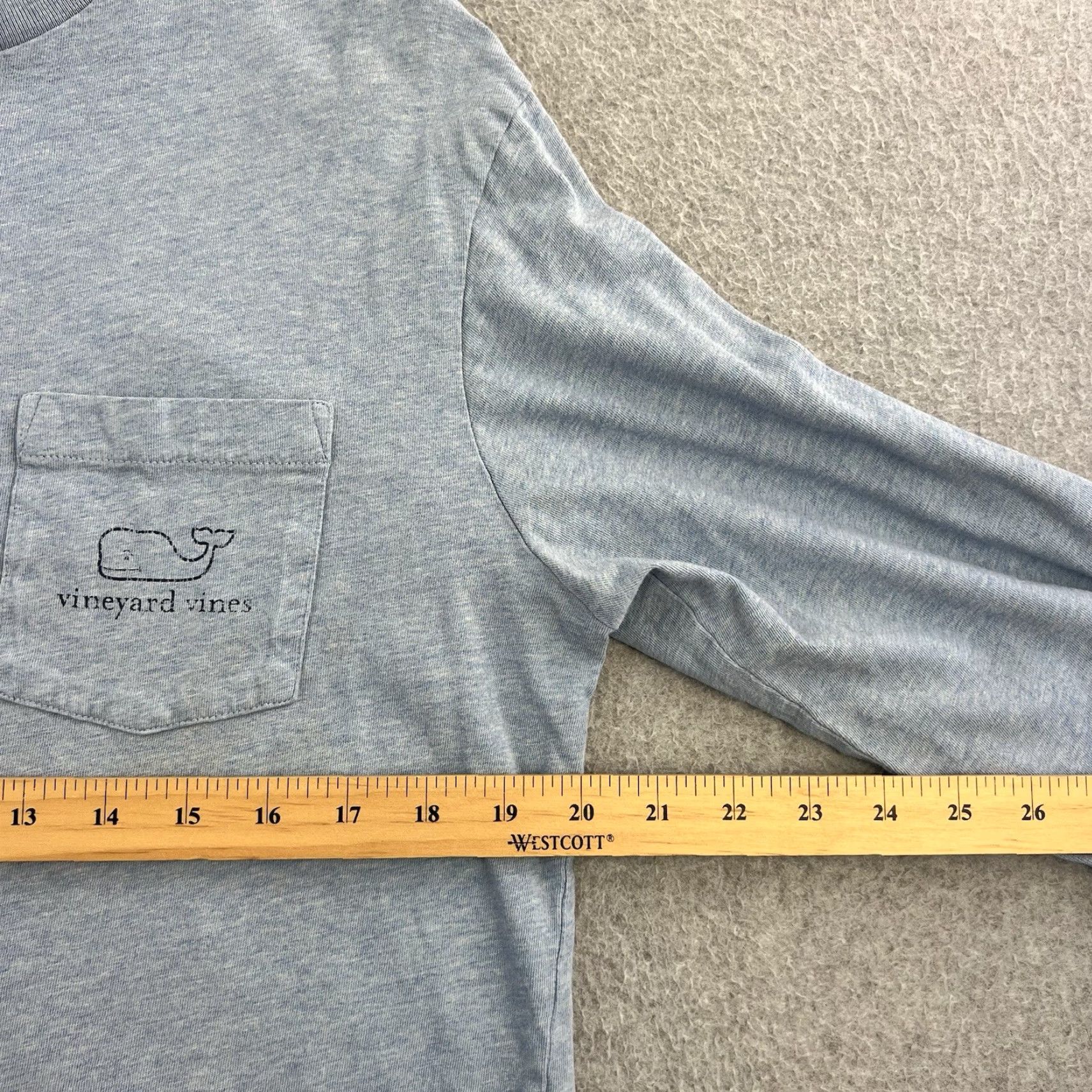 Vineyard Vines Vineyard Vines Shirt Mens Medium Blue Long Sleeve Pocket Whale Logo Spellout Size US M / EU 48-50 / 2 - 2 Thumbnail