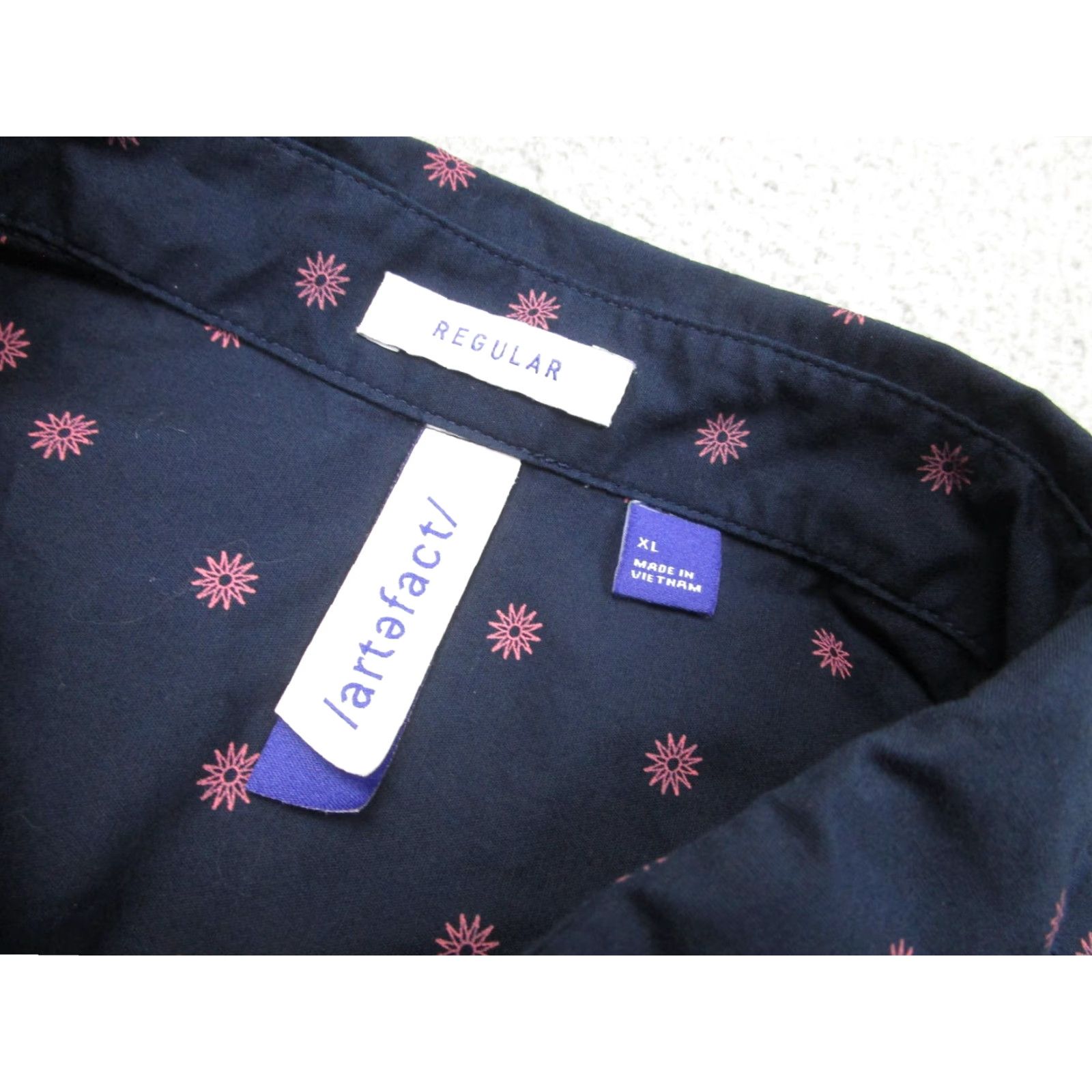 Vintage VINTAGE is not applicable; use Artefact Shirt Mens XL Blue Geometric Print Long Sleeve Button Front Stretch Size US XL / EU 56 / 4 - 4 Thumbnail