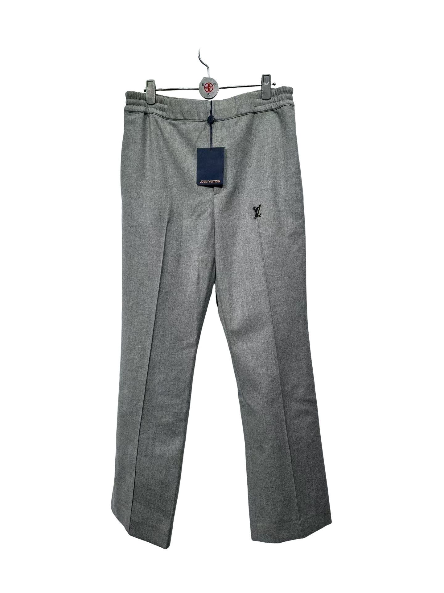 Louis Vuitton Louis Vuitton Metal Logo Grey Wool Casual Pants EU 50 Size US 34 / EU 50 - 1 Thumbnail