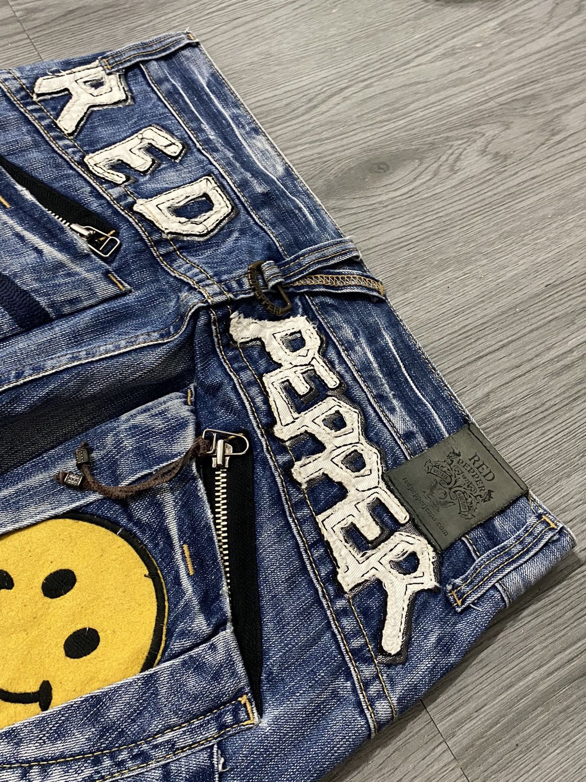 Hysteric Glamour Japan Red Pepper Smiley x Peace Patchwork Jeans Size US 34 / EU 50 - 16 Thumbnail