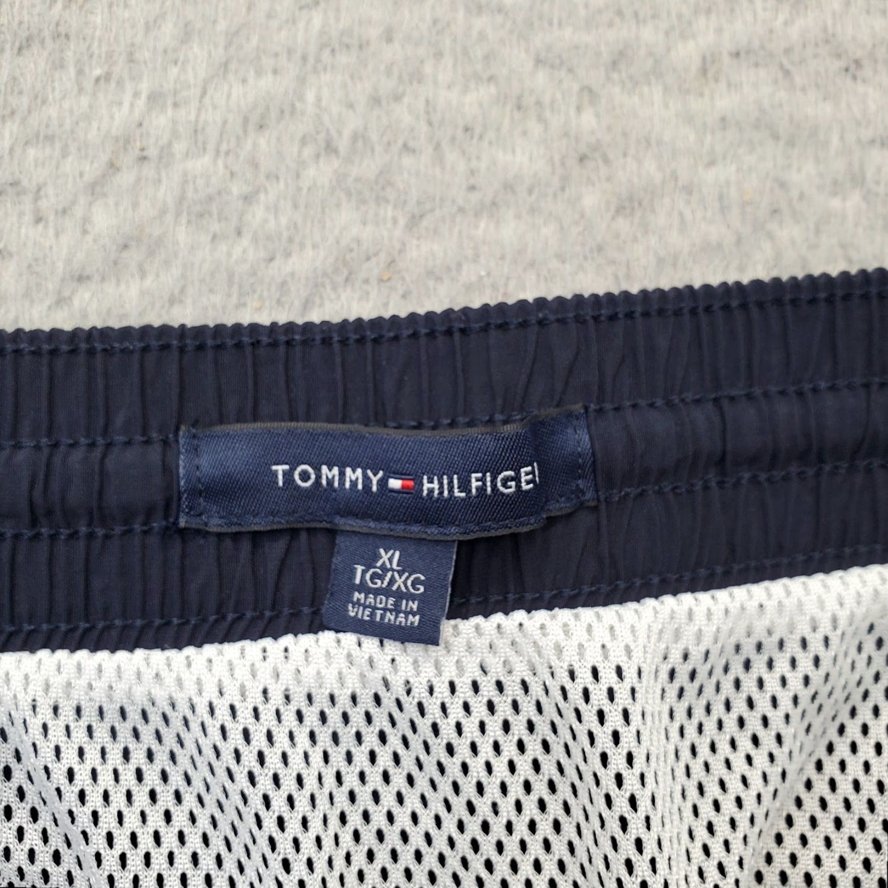 Tommy Hilfiger Tommy Hilfiger Trunk Shorts Mens XL Multi Color Elastic Waist Lined Drawstring Swims Bottom Trunks Outdoor 90s Size US 36 / EU 52 - 6 Thumbnail
