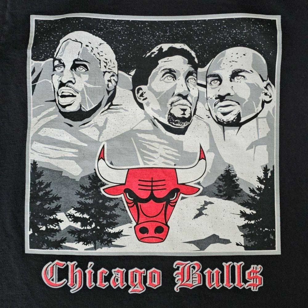 NBA Vintage Chicago Bulls Men's Mount Rushmore Graphic Tee Siz Size US S / EU 44-46 / 1 - 3 Thumbnail
