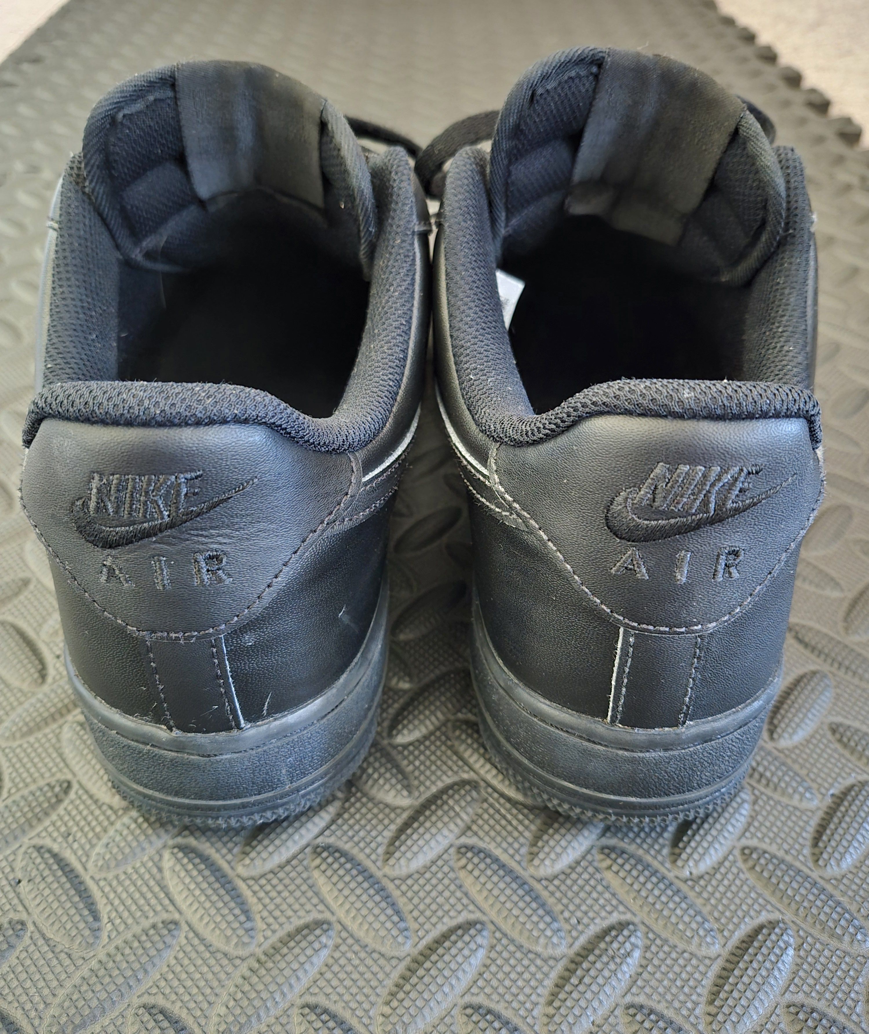 Nike Nike Air Force 1 Low '07 Black Size US 9 / EU 42 - 5 Thumbnail