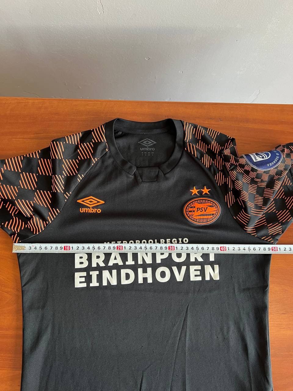 Umbro 2019/20 PSV EINDHOVEN AWAY SOCCER JERSEY FOOTBALL SHIRT S Size US S / EU 44-46 / 1 - 17 Thumbnail