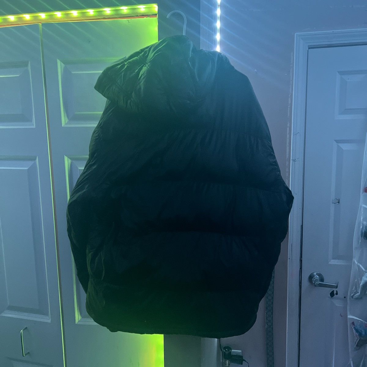 Fashion Nova Black puffer coat Size US L / EU 52-54 / 3 - 3 Thumbnail