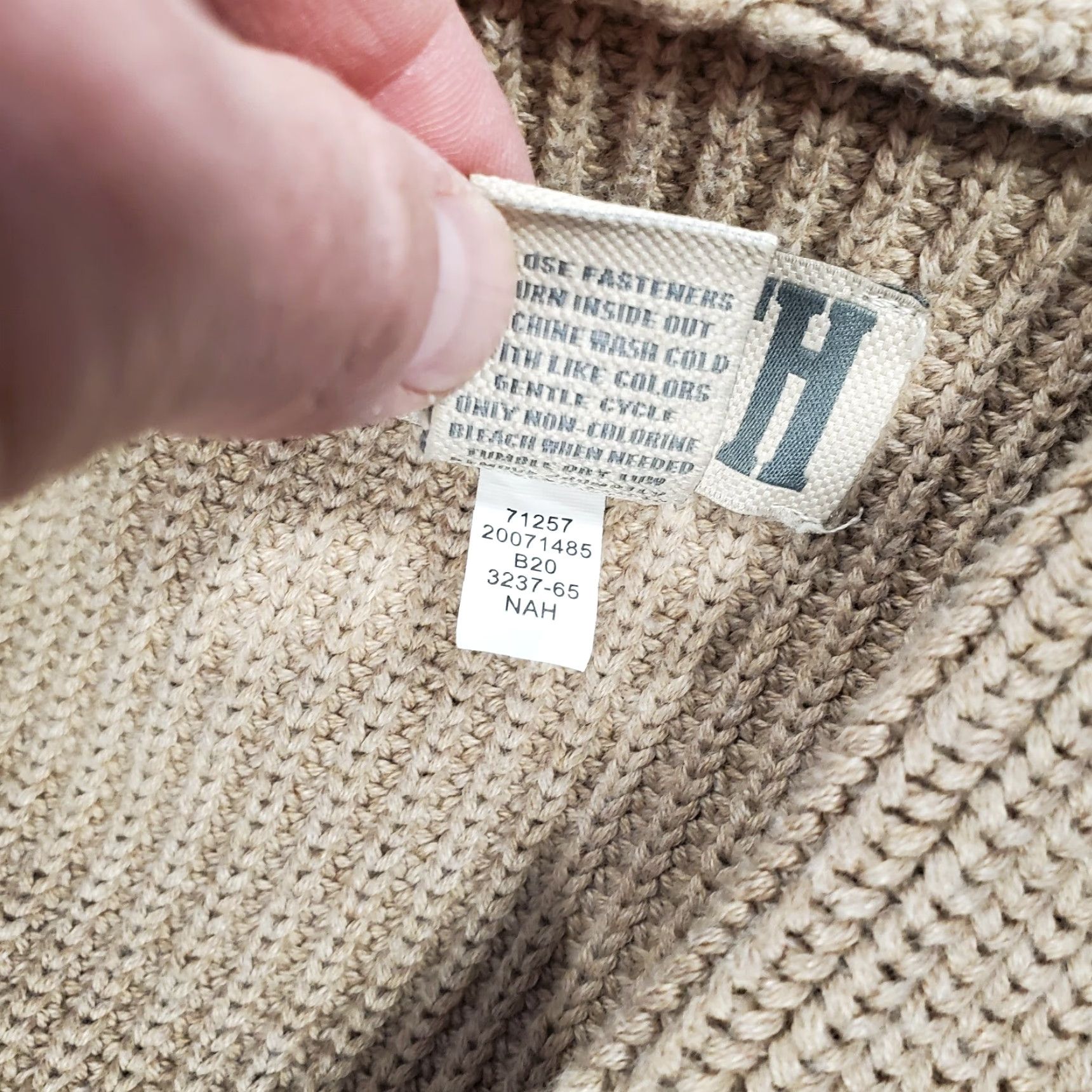 Vintage Duluth Sweater Cardigan Mens Large Beige Burly Retirement Shawl 71257 Size US L / EU 52-54 / 3 - 8 Thumbnail