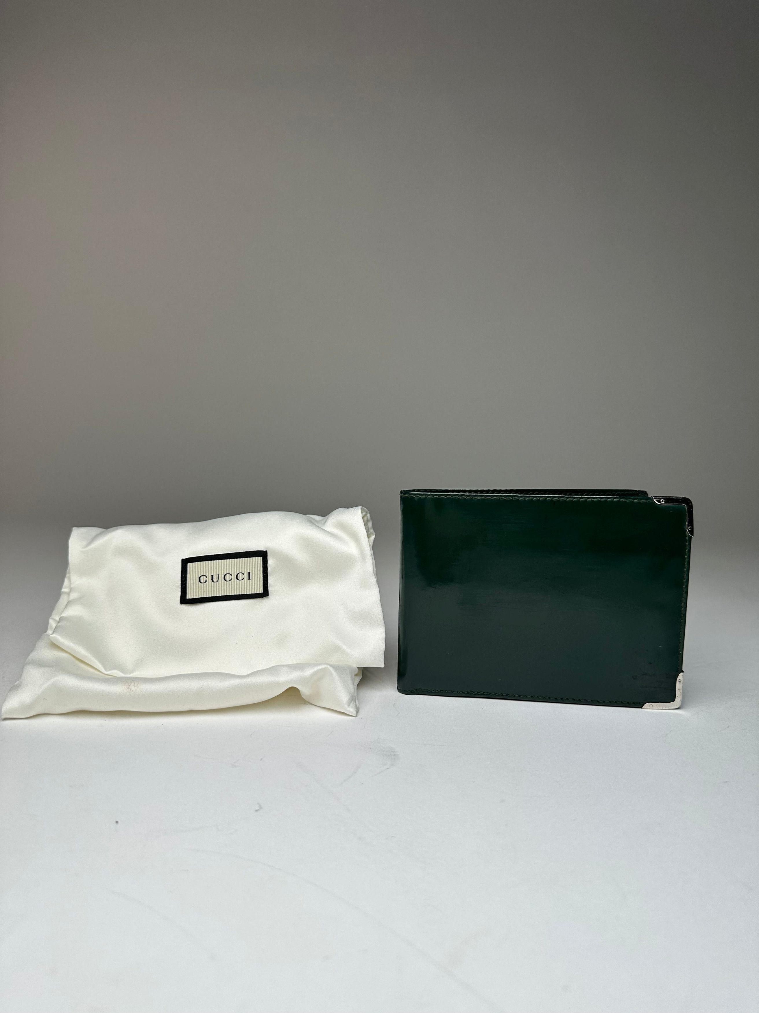 Gucci Vintage Flapable Patent Leather Wallet Green Size ONE SIZE - 1 Thumbnail