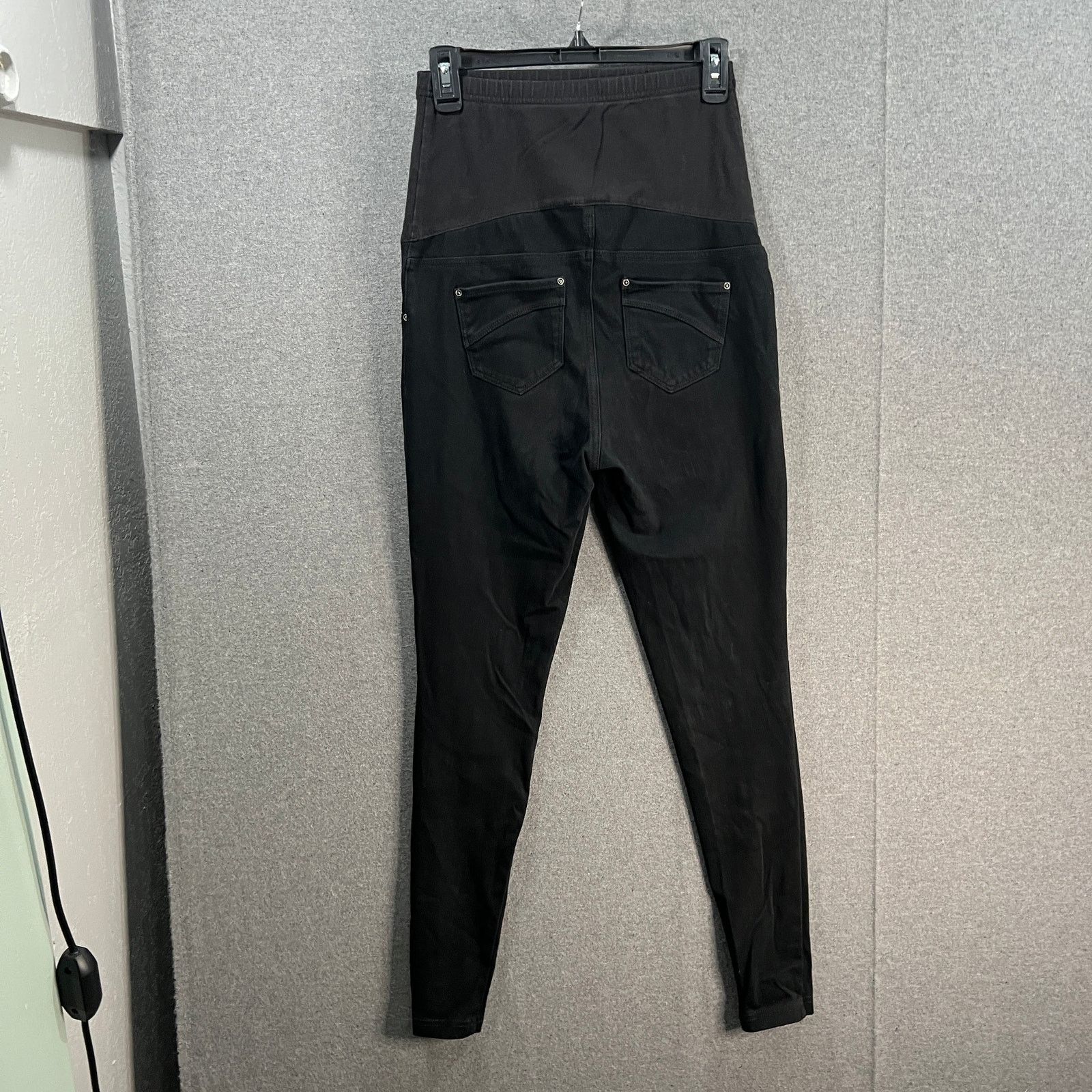 Other Time & Tru Maternity Jeans Women Size Small Black Color Size 27" / US 4 / IT 40 - 2 Thumbnail