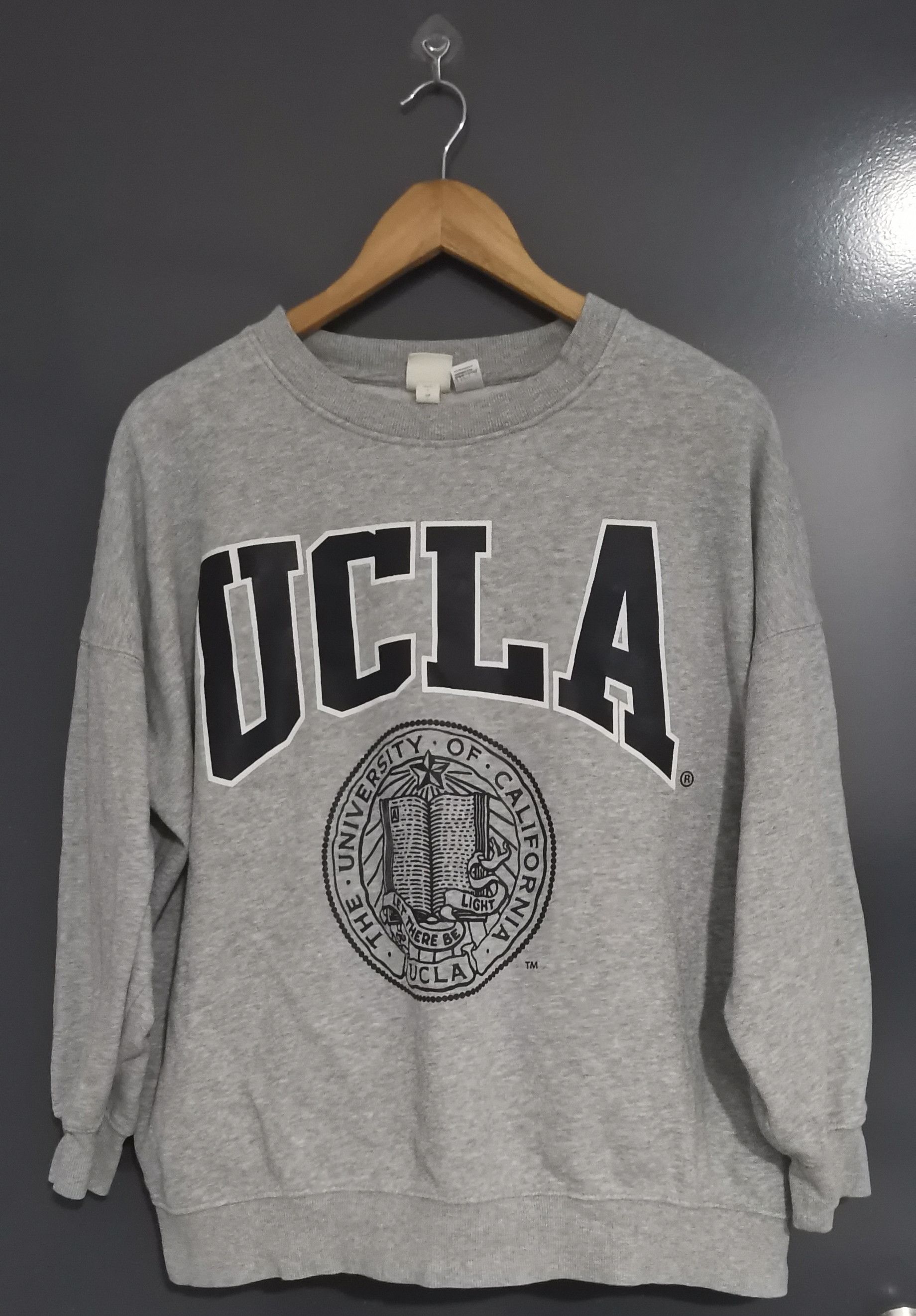 H&M H&M + UCLA sweatshirt Size XL / US 12-14 / IT 48-50 - 1 Thumbnail