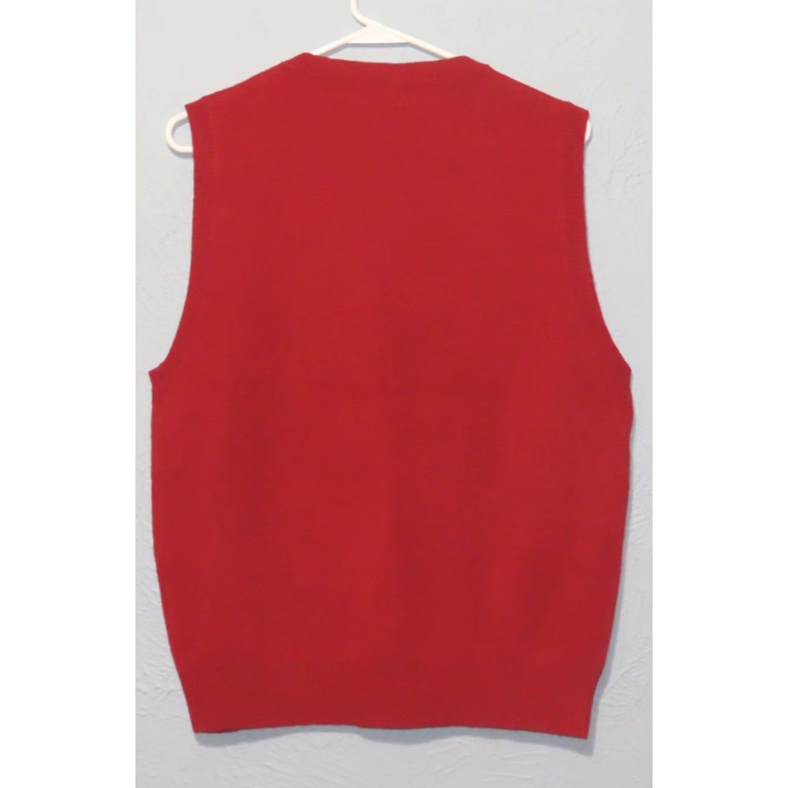 Club Room Club Room Men's S V-Neck 100% Lambswool Red Vest Size US S / EU 44-46 / 1 - 6 Thumbnail