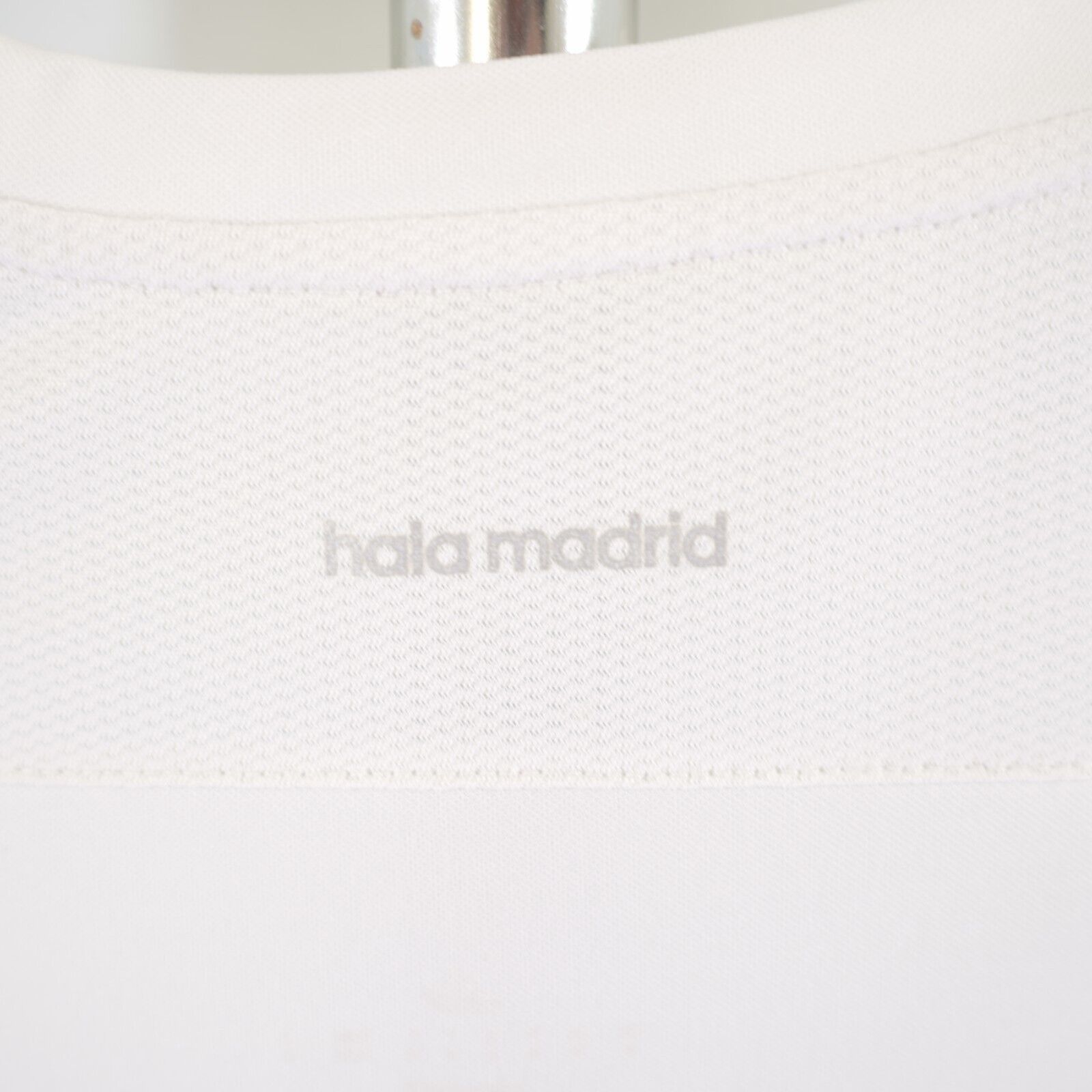 Adidas DAMAGED Adidas Halla Madrid White Medium Climacool Jersey T- Size US M / EU 48-50 / 2 - 9 Thumbnail
