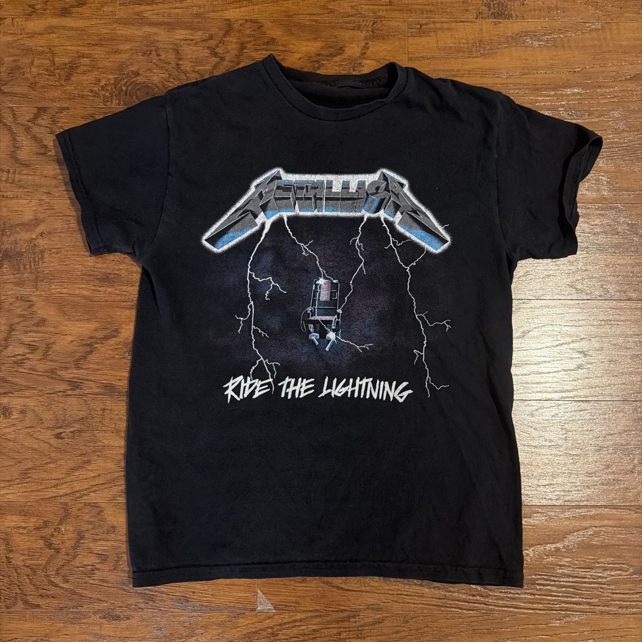 Metallica Vintage Metallica “Ride the Lightning” graphic tee Size US M / EU 48-50 / 2 - 2 Thumbnail