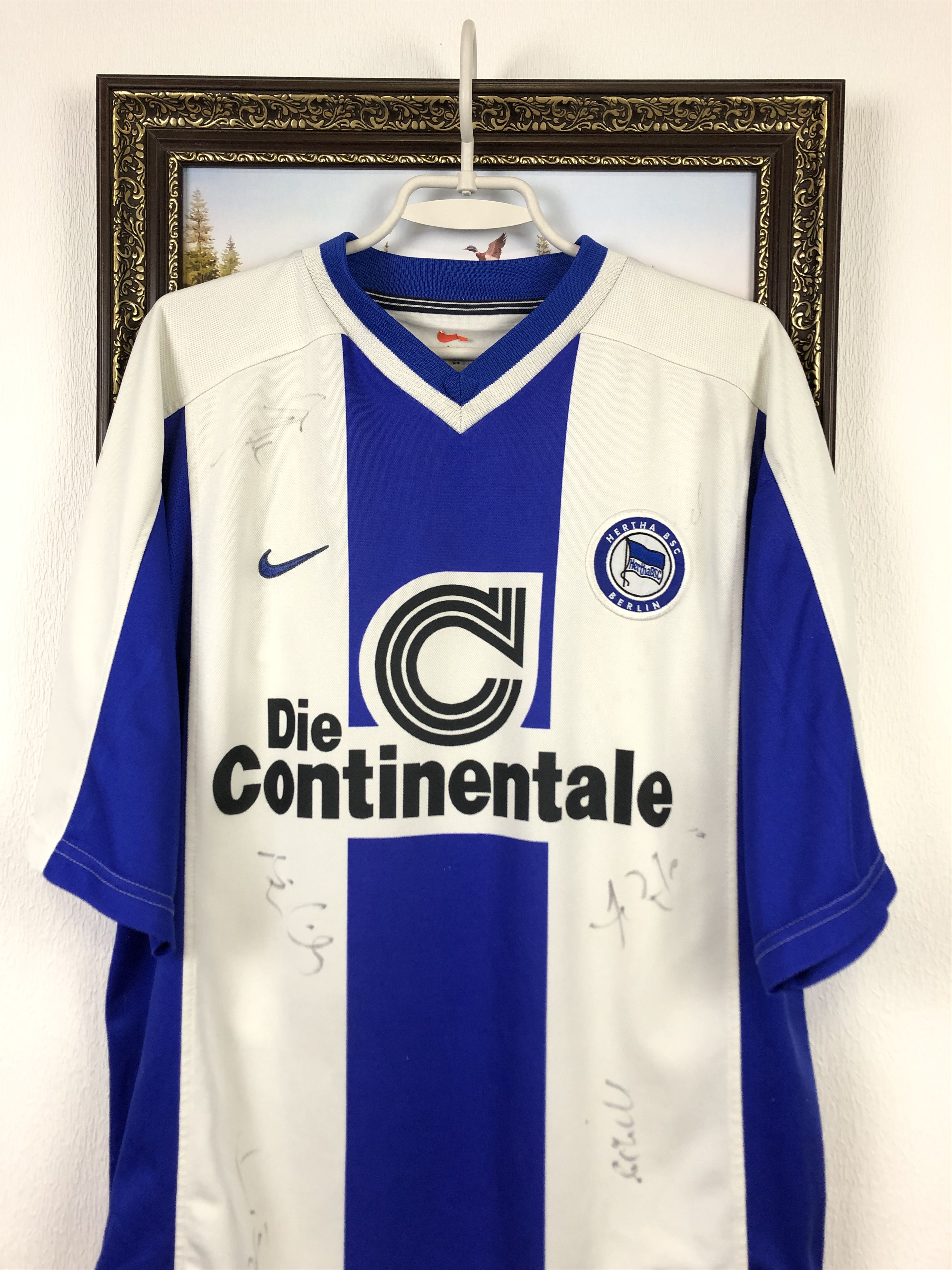 Nike Hertha football shirt 1999 Nike #6 Sverrisson Jersey Signed Size US XL / EU 56 / 4 - 4 Thumbnail