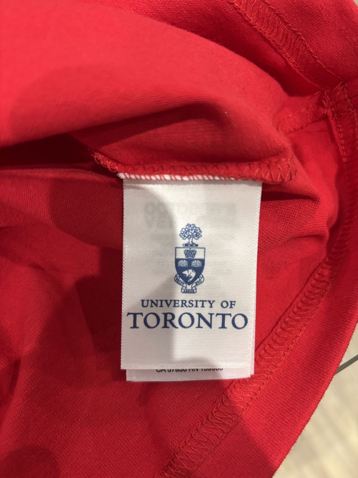 October's Very Own OVO U Of T Crest T-shirt Red Size: L Size US L / EU 52-54 / 3 - 9 Thumbnail