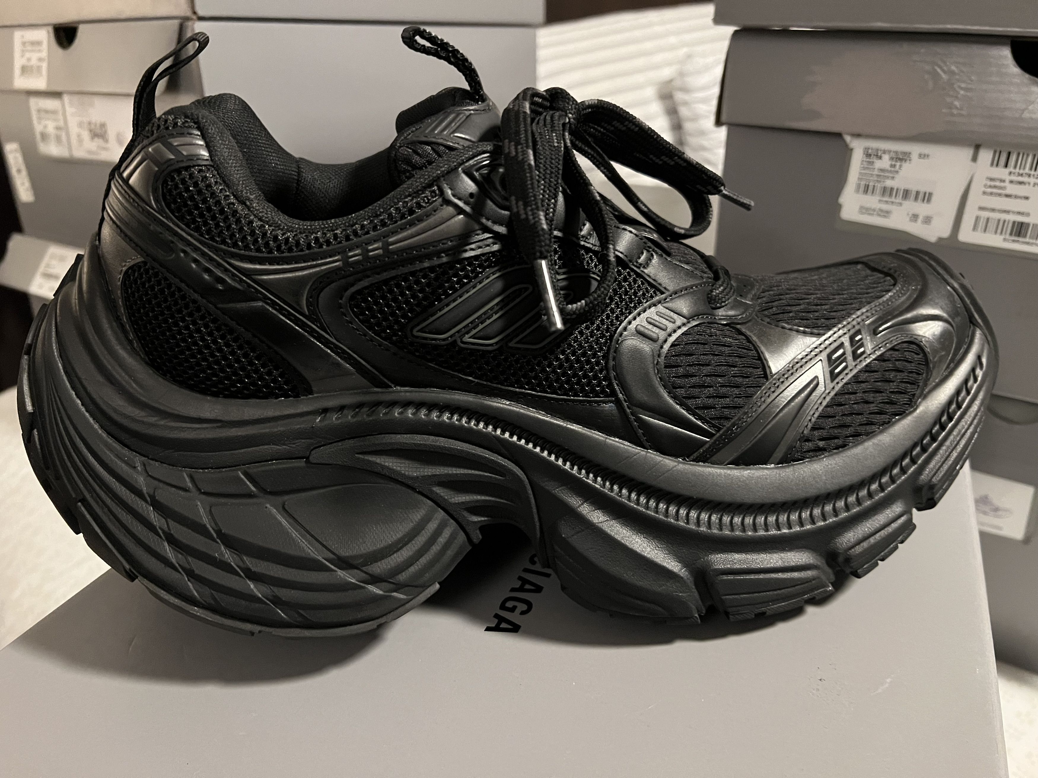 Balenciaga Balenciaga 10XL Sneakers - Black/Black | Grailed