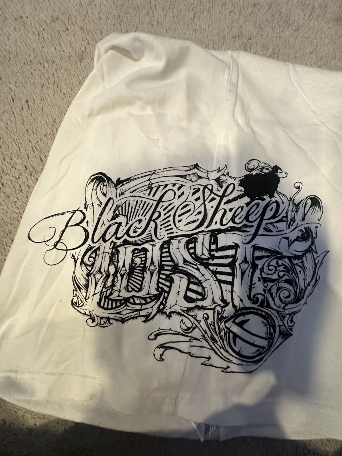 Black Sheep Black Sheep By Lost Size US L / EU 52-54 / 3 - 3 Thumbnail