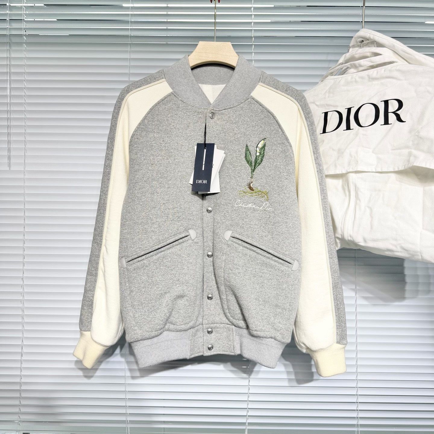 Dior Dior 2025 Pilot Jacket Lily Embroidery Size XS / US 0-2 / IT 36-38 - 1 Thumbnail