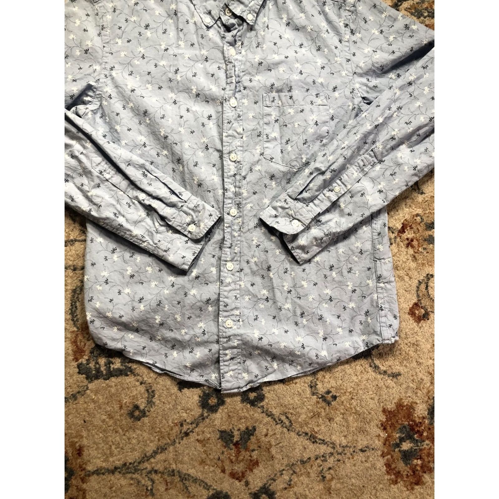 J.Crew VINTAGE J.CREW? No—Original is not vintage. J.CREW Slim Untucked Shirt Mens Medium Blue Floral Button Down Long Sleeve Shirt Size US M / EU 48-50 / 2 - 5 Thumbnail