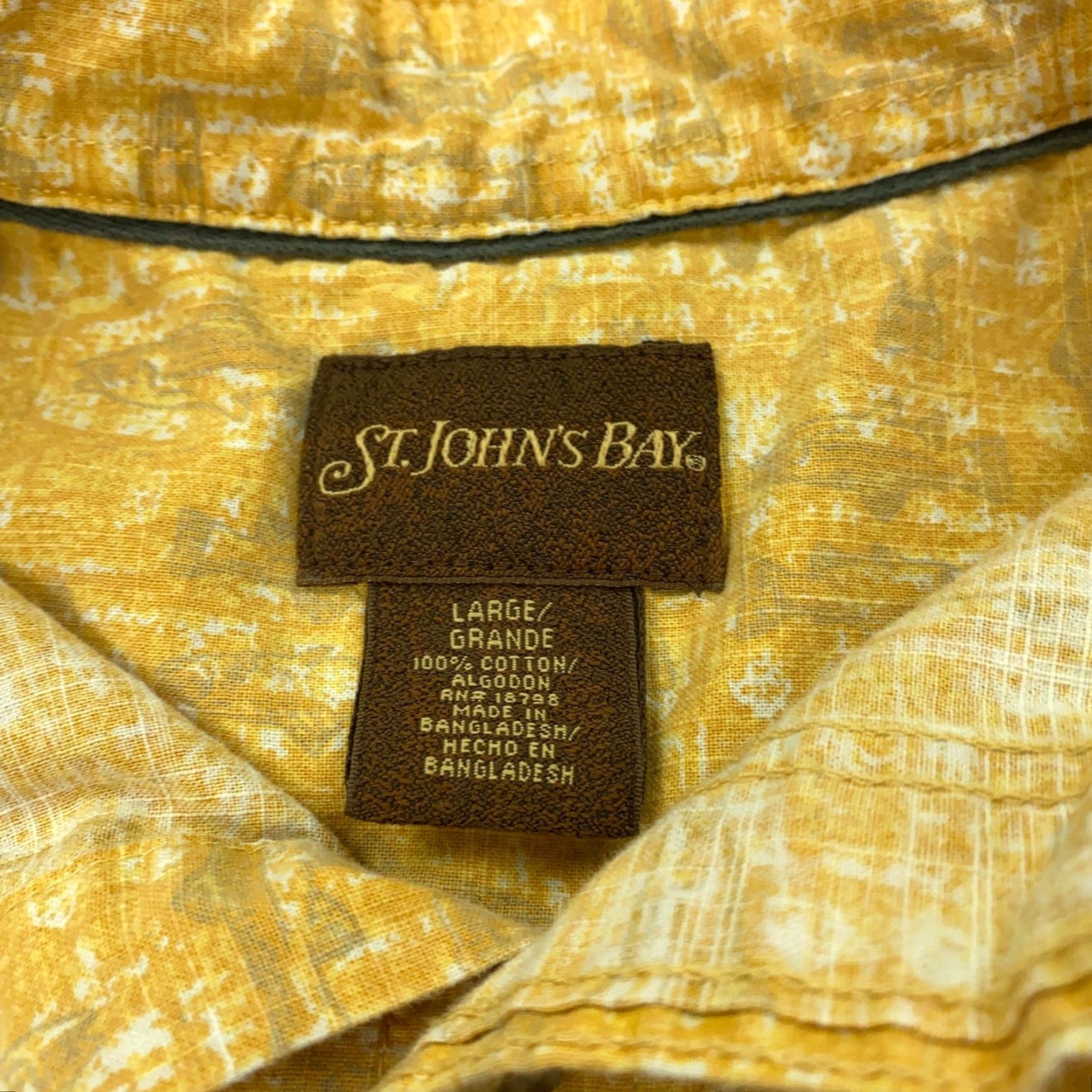 Vintage VINTAGE St. John's Bay Shirt L Mens Yellow Outdoor Fishing Hawaiian Style Casual Short Sleeve Button-Up Size US L / EU 52-54 / 3 - 4 Thumbnail