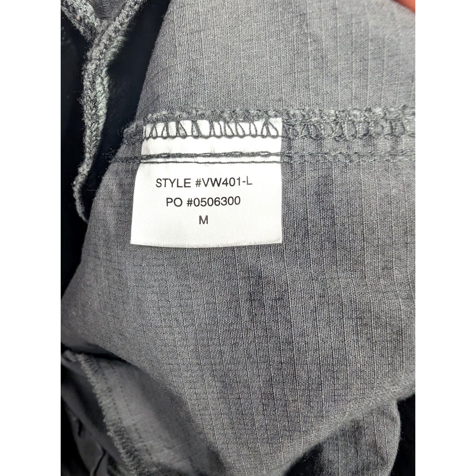 Vuori Vuori Pants Mens M Gray Jogger Elastic Waist Zip Pocket Outdoor Travel Slim Tapered Pockets - Zippered Pocket Mens Medium Gray Vuori Pants Size US 31 - 5 Thumbnail