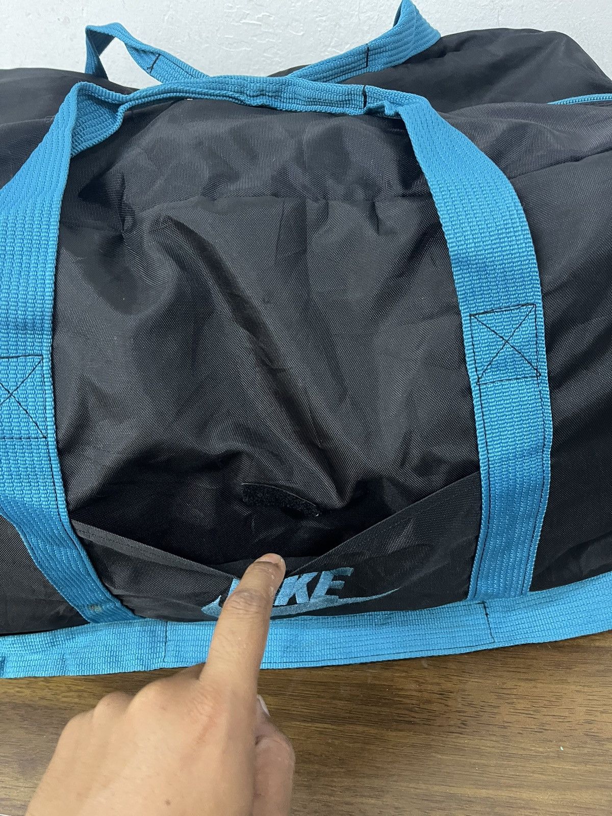 Nike × Vintage 90s Nike Gym Traveller Bag Size ONE SIZE - 9 Thumbnail