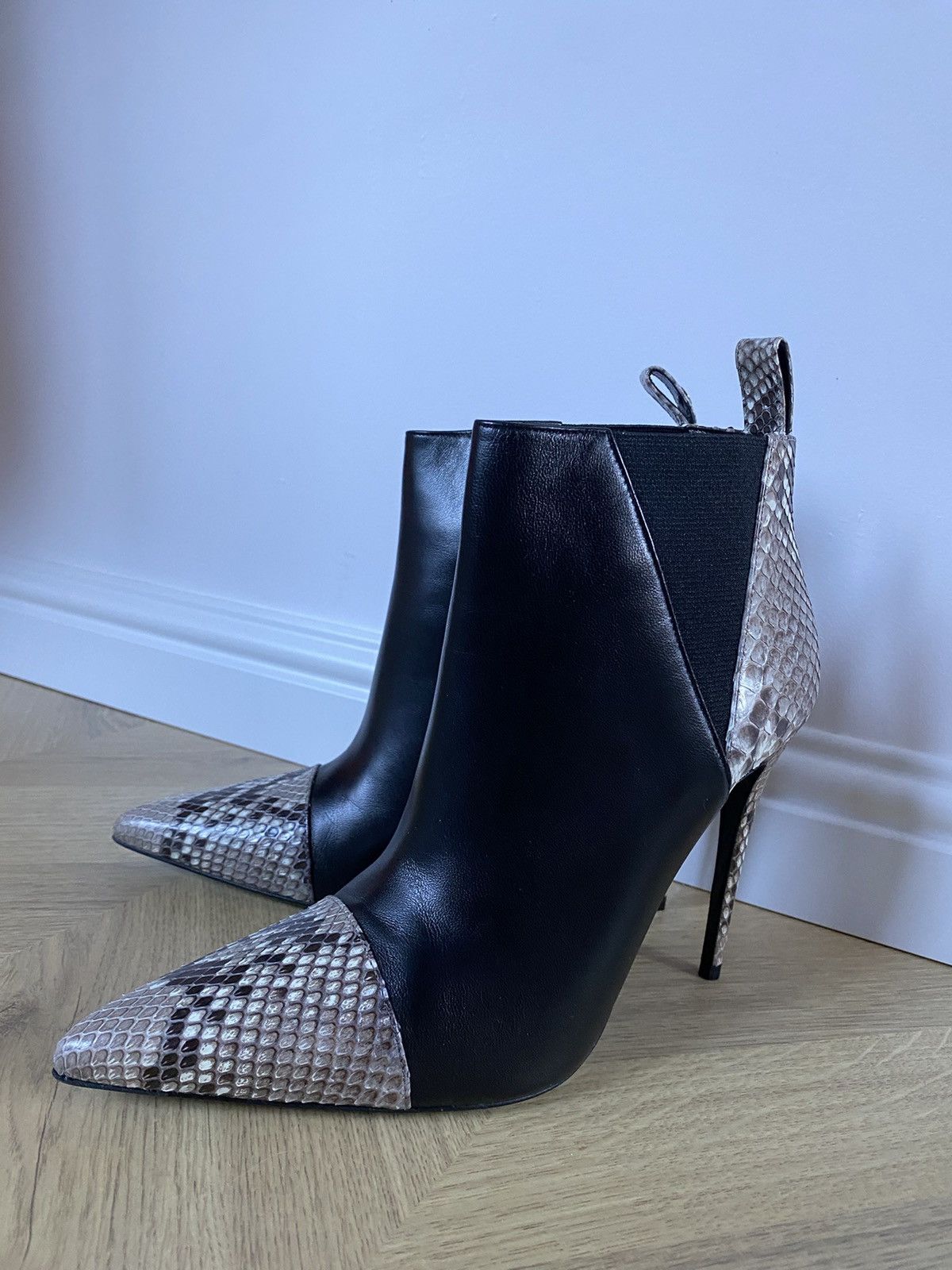 Designer × Gucci Gucci leather ankle boots Roccia phyton pointed toe Size US 8 / IT 38 - 1 Thumbnail