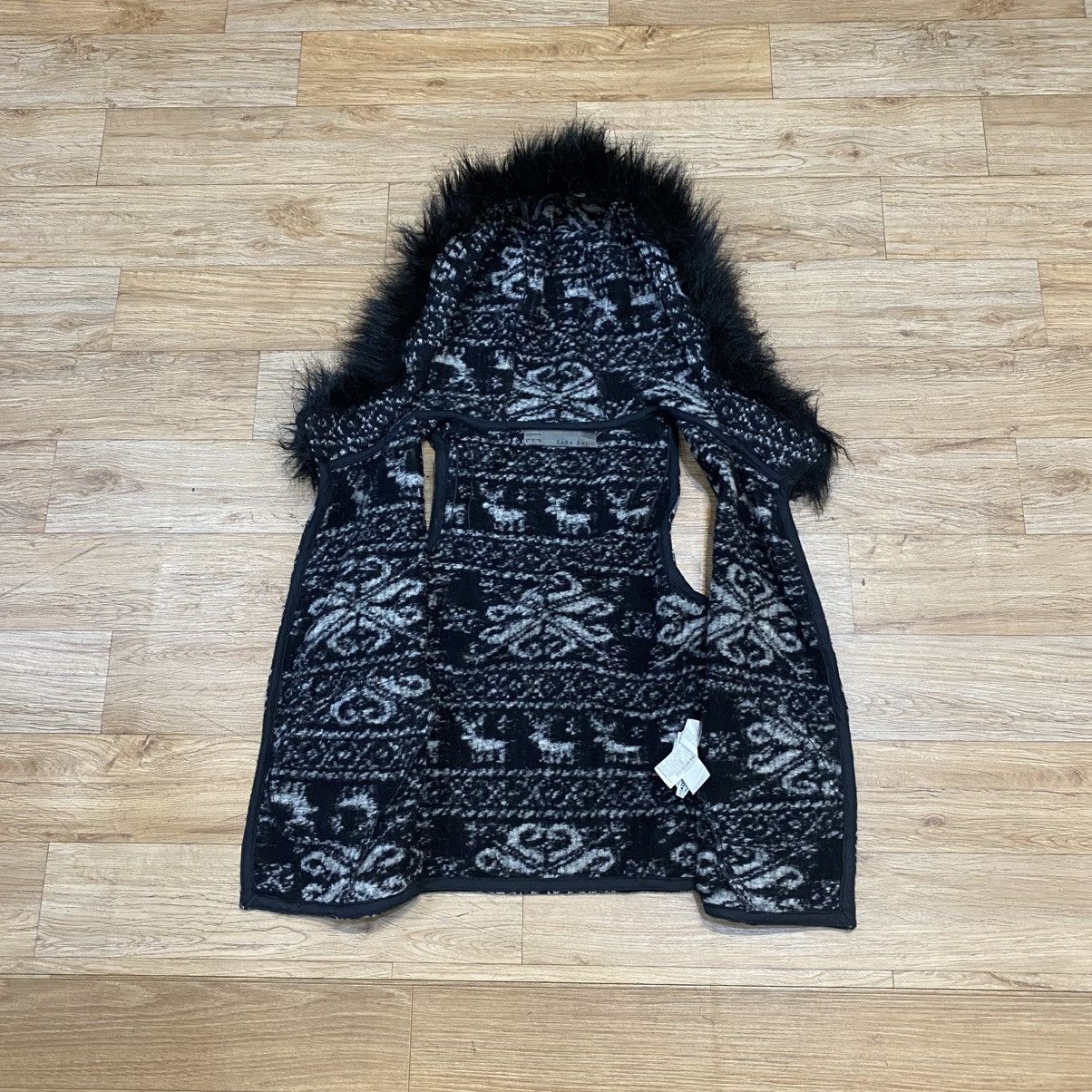 Zara 2000s . Zara Vest Wool Fur Hoodie Size S / US 4 / IT 40 - 8 Thumbnail
