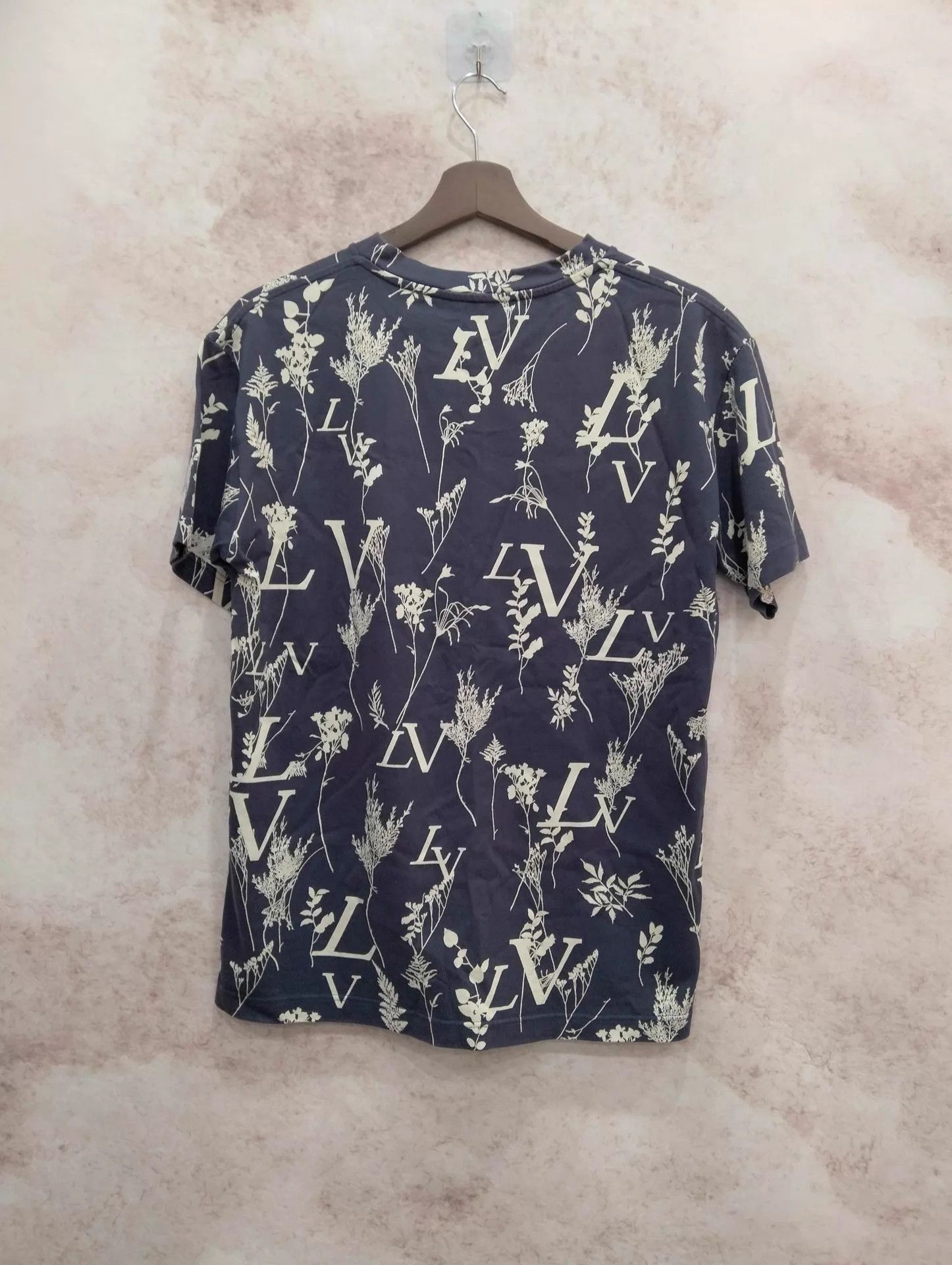 Louis Vuitton LV Logo Crewneck Short Sleeve T-Shirt Size S Size US S / EU 44-46 / 1 - 2 Thumbnail