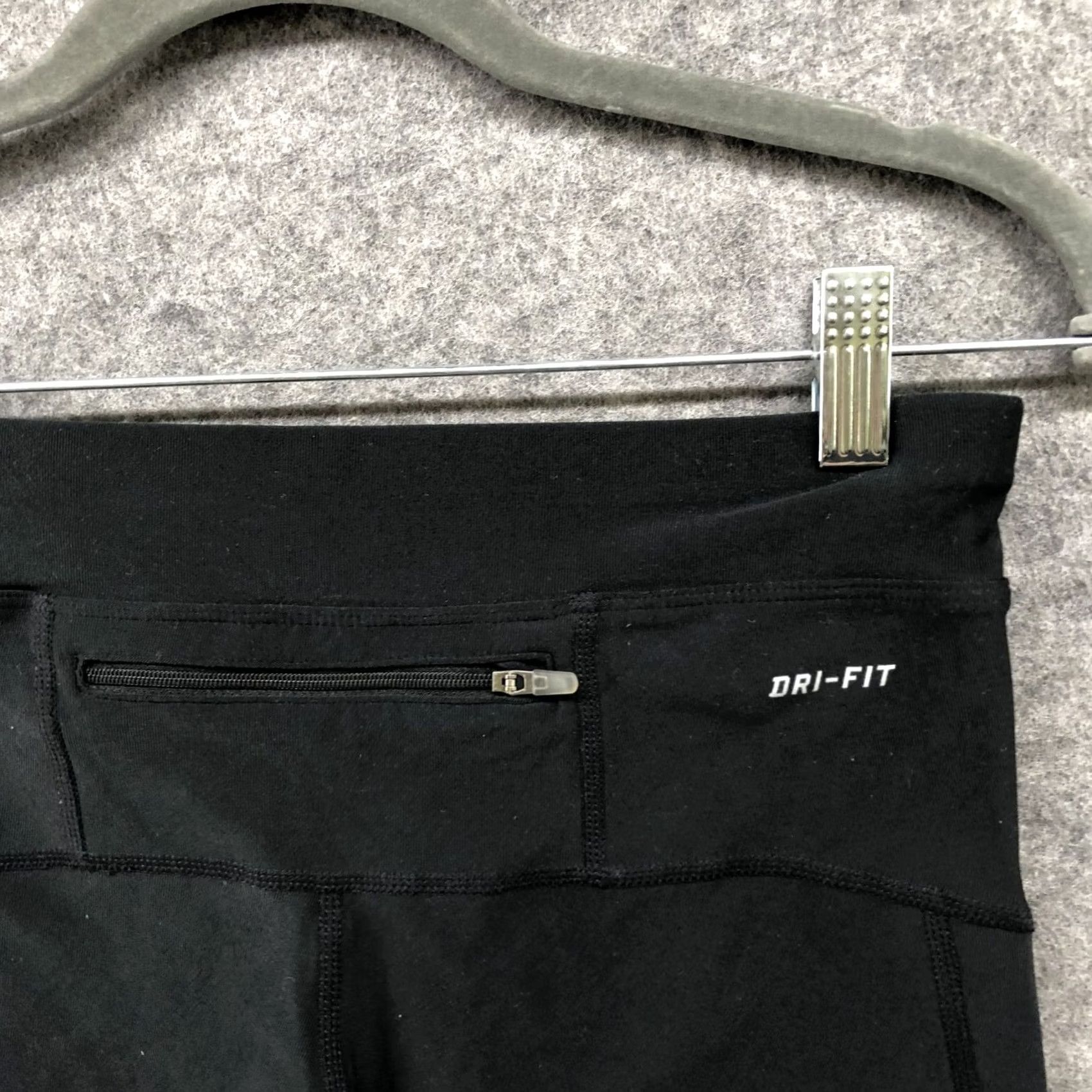 Nike Nike Running Capri Leggings Womens XS Black Stay Warm Zip Pocket Gym Size 26" / US 2 / IT 38 - 5 Thumbnail