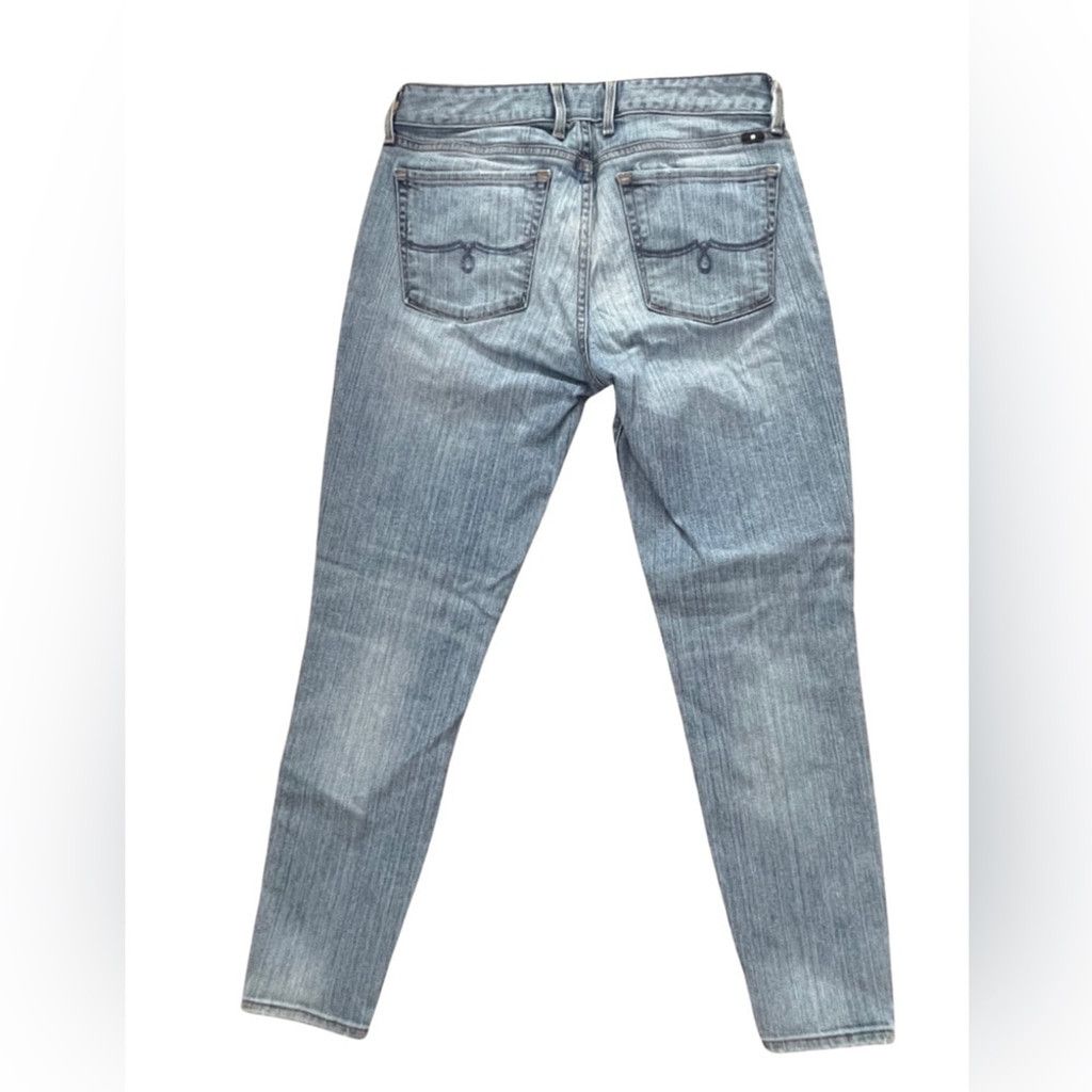 Lucky Brand LUCKY BRAND Lolita Capri Blue Jean Women’s Size 4/27. Size 27" / US 4 / IT 40 - 6 Thumbnail