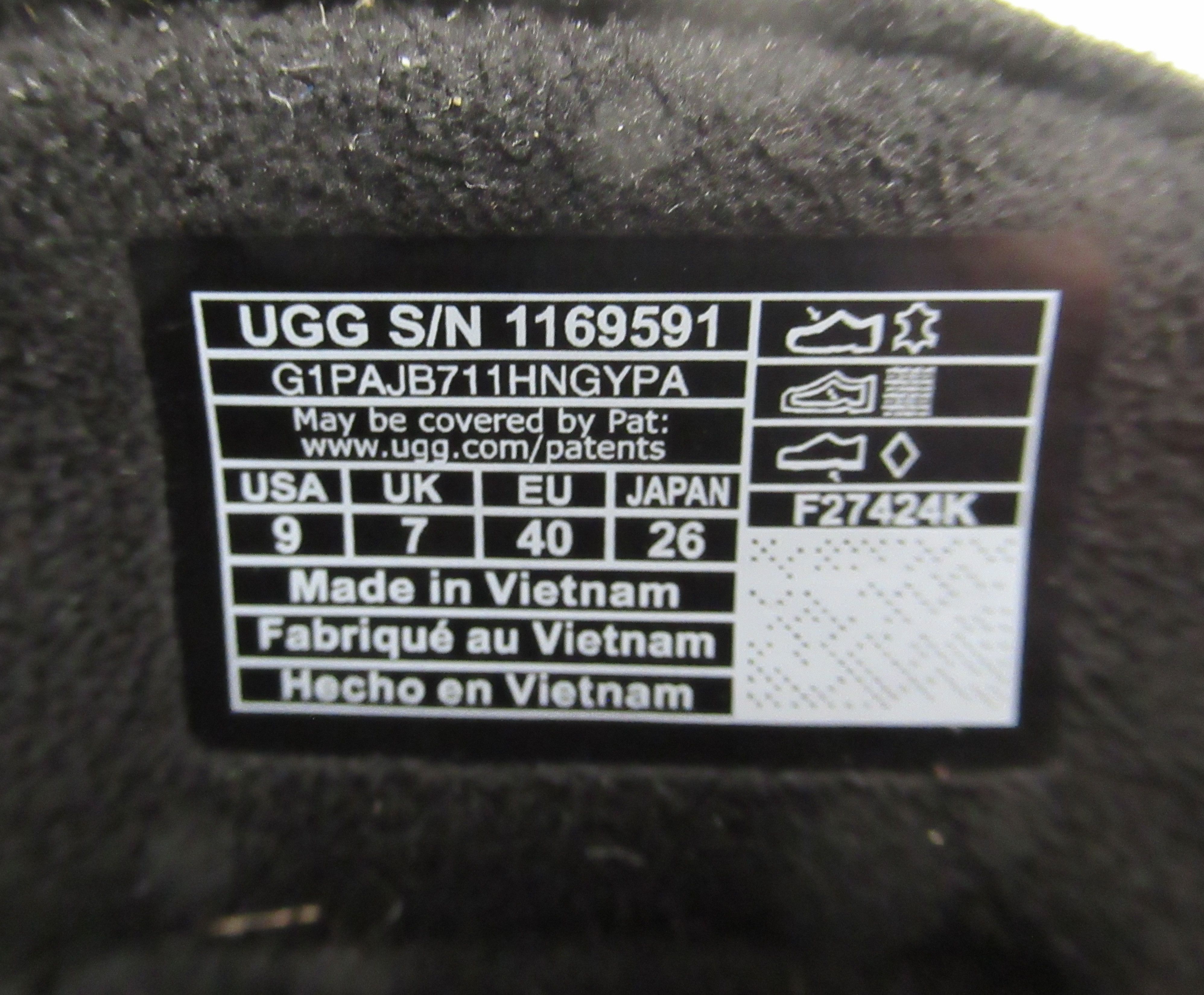 Ugg Ugg Women's Goldenstar Hi Clog Black S/N 1169591 Size 9 US Size US 9 / IT 39 - 12 Thumbnail