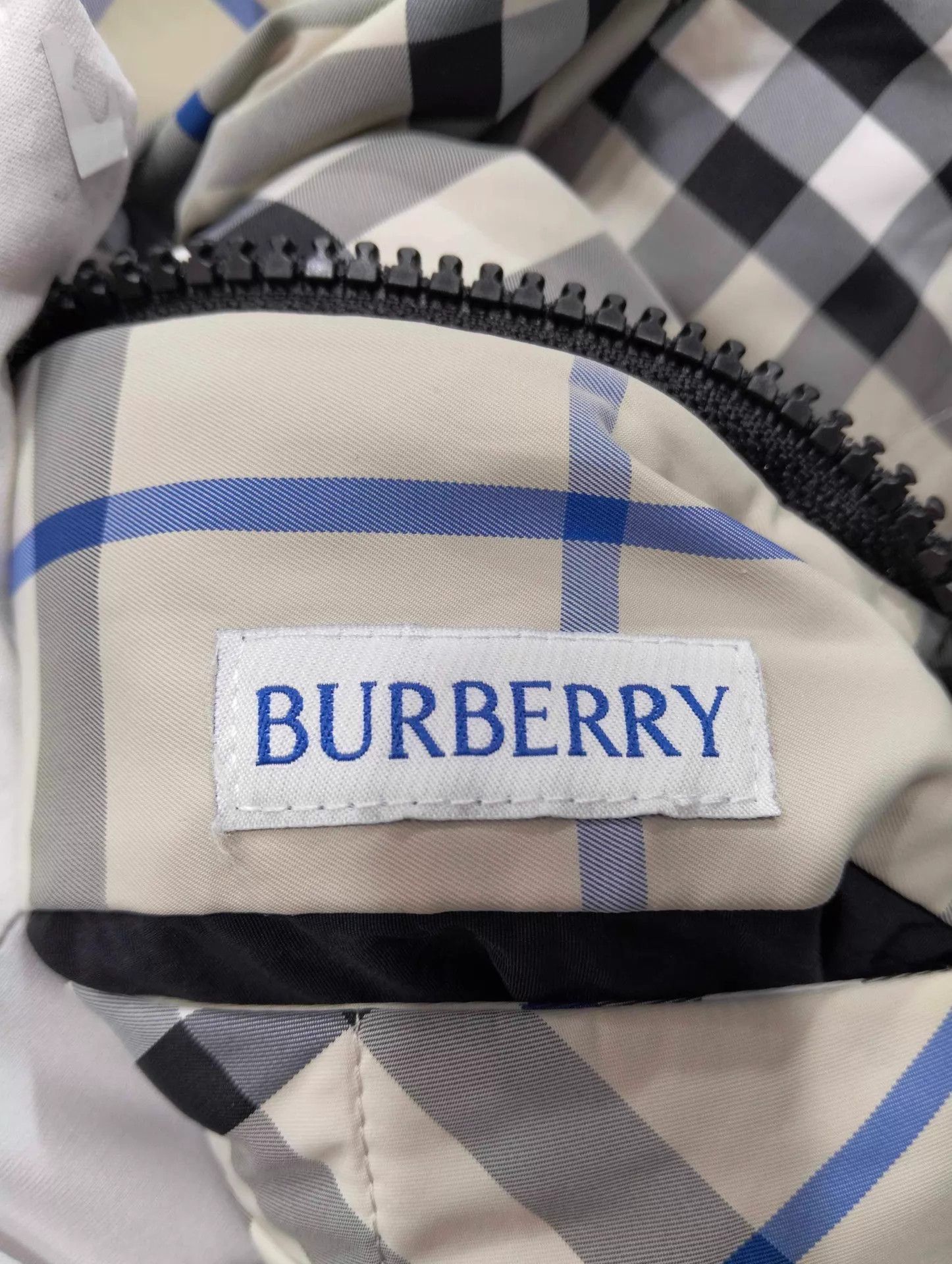 Burberry Burberry Check Double-Face M 95 New Puffer Jacket Size M / US 6-8 / IT 42-44 - 5 Thumbnail