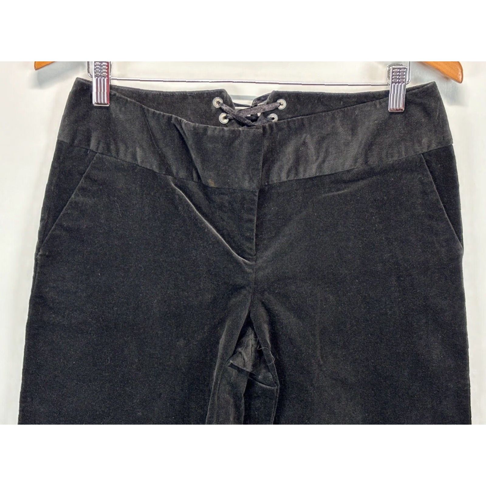 Velvet VINTAGE BISOU BISOU Velvet Capri Pants - Wide Leg - Size 10 - Black - Y2K - Women’s - Lace Up Back - Adjustable Waist - Crop/Capri Style Size 32" / US 10 / IT 46 - 2 Thumbnail
