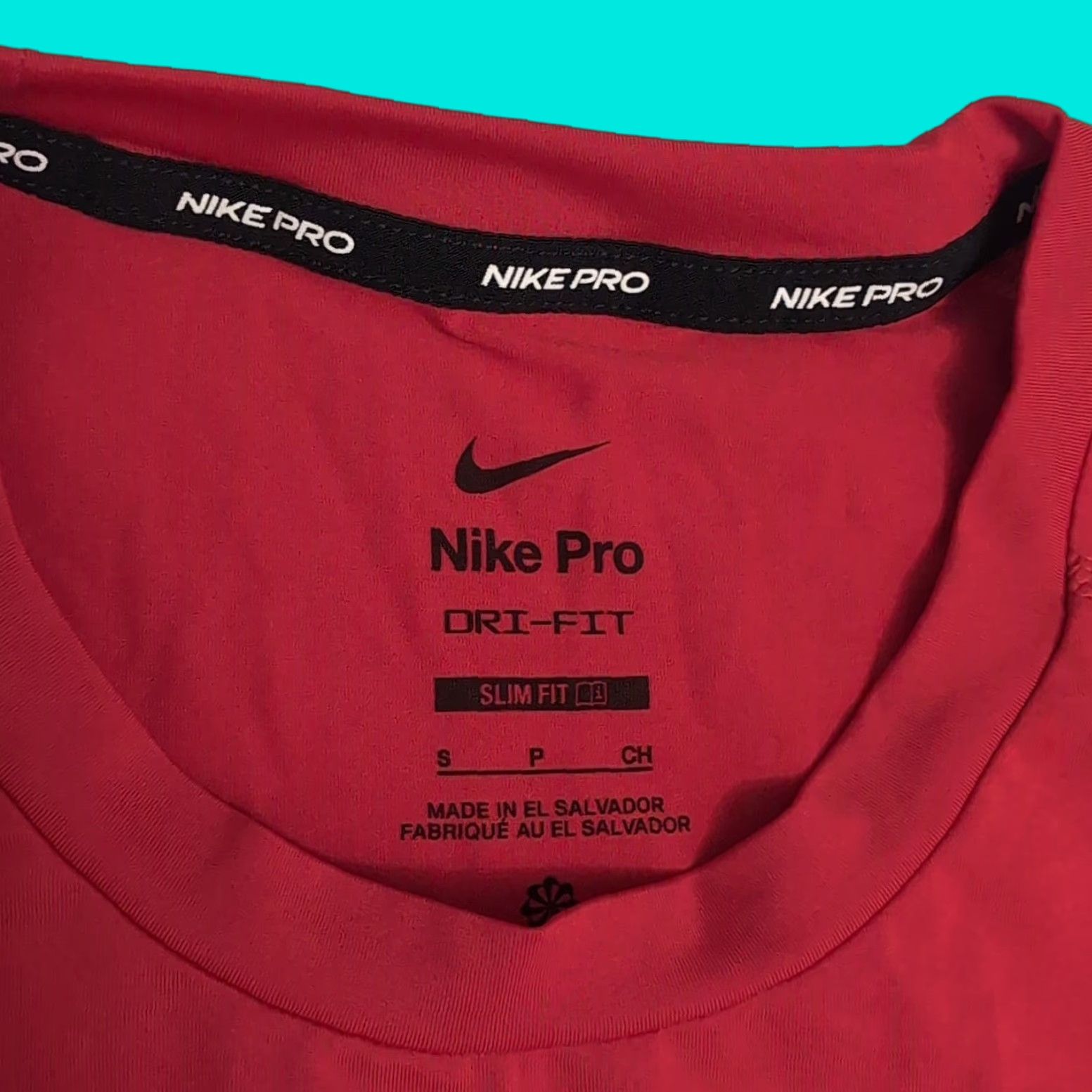 Nike NEW Nike Dri-Fit UV Shirt Black Center Swoosh Long Sleeve Mens Sm Red FB7926-657 Size US S / EU 44-46 / 1 - 1 Thumbnail