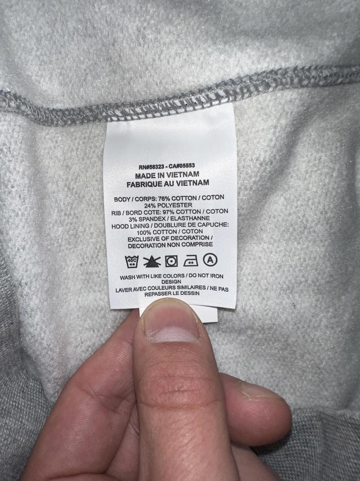 Nike Nike Big Kids (Boy’s) Club Fleece Vollyball Grey Hoodie Size US L / EU 52-54 / 3 - 7 Thumbnail